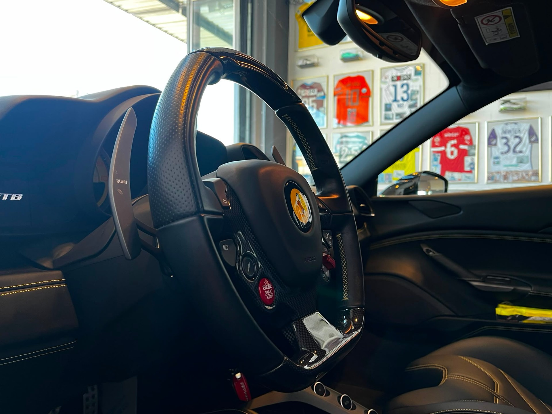 FERRARI 488 GTB 3.9 V8-image-15