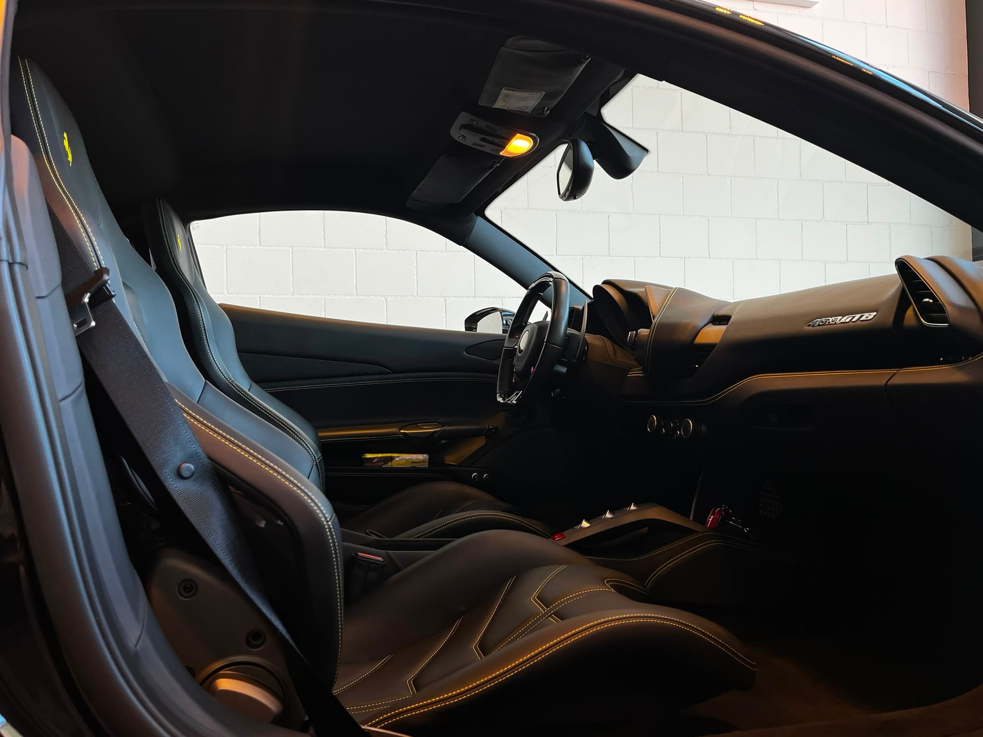 FERRARI 488 GTB 3.9 V8-image-13
