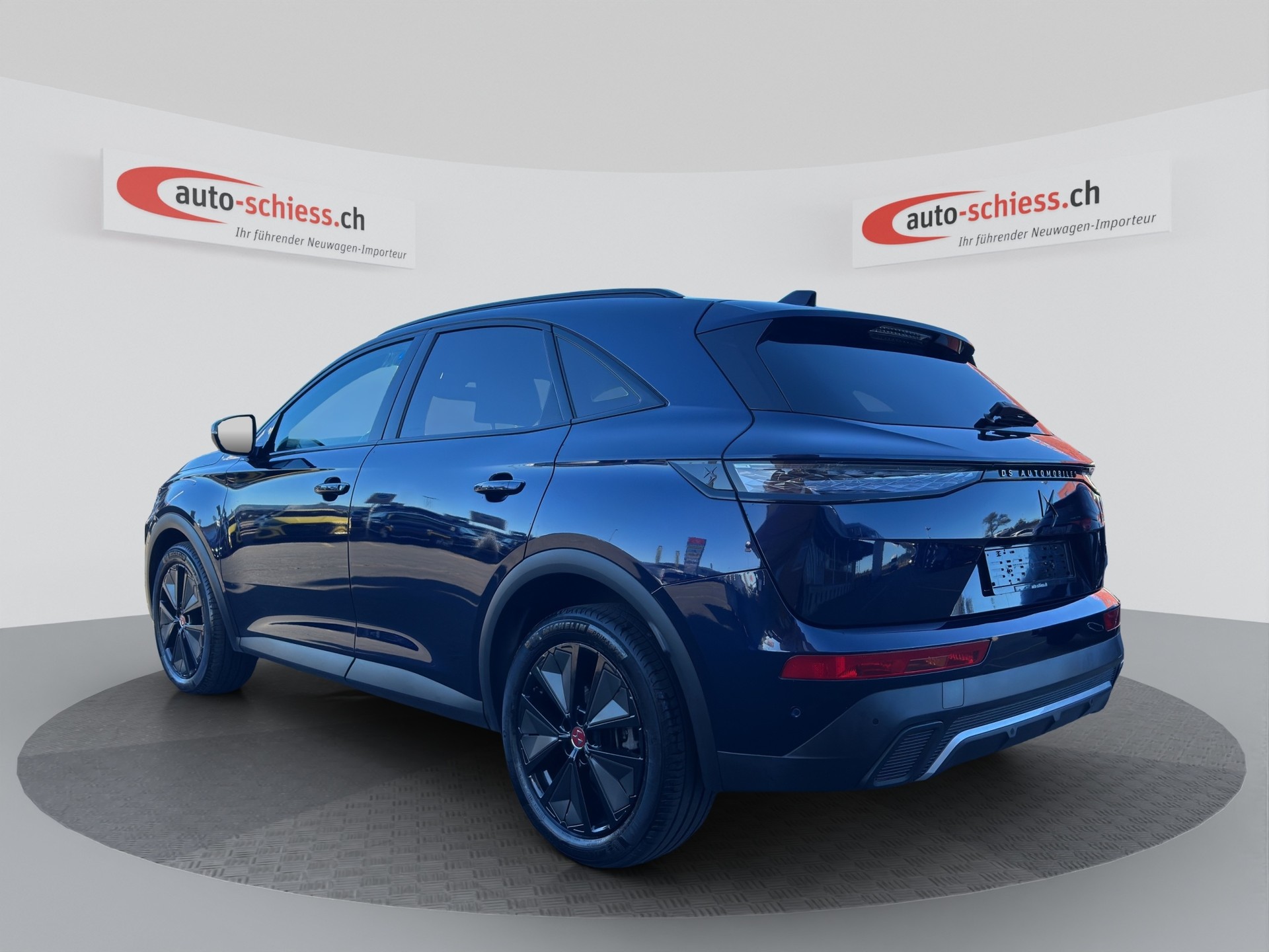 DS AUTOMOBILES DS7 DS 7 Crossback 1.5 BlueHDi Performance Line-showroom-element-2