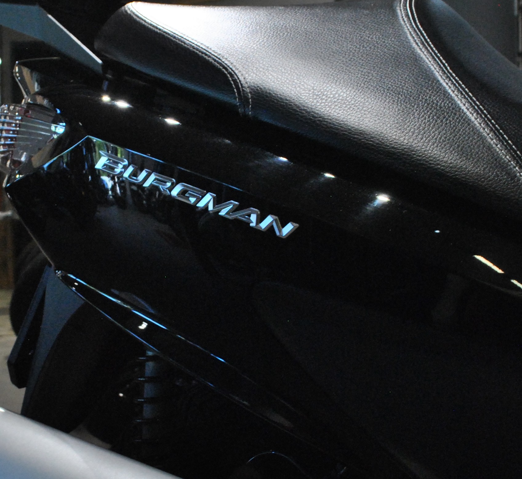 SUZUKI UH 125 Burgman ABS-image-6