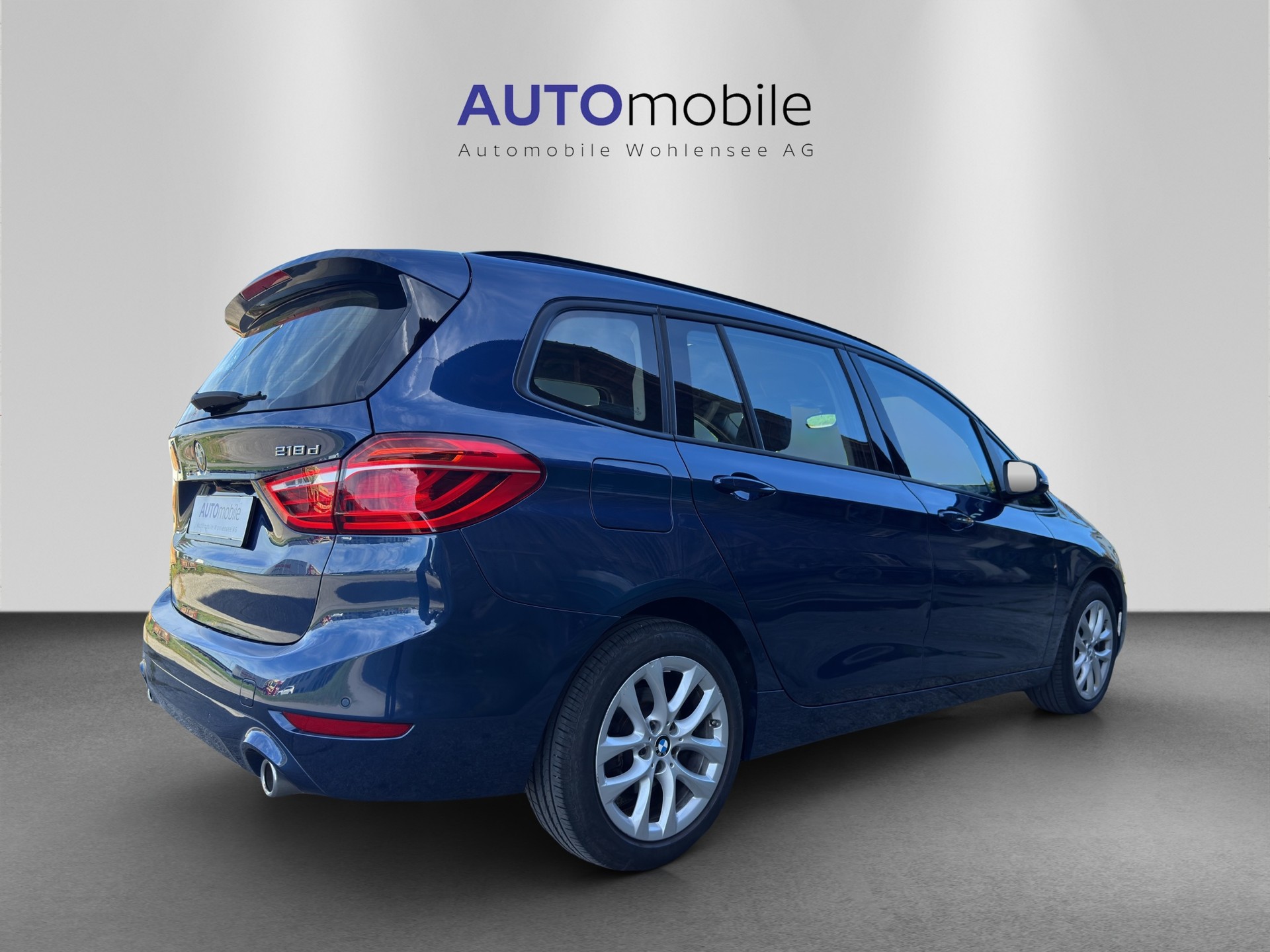 BMW 218d Gran Tourer Steptronic-image-4