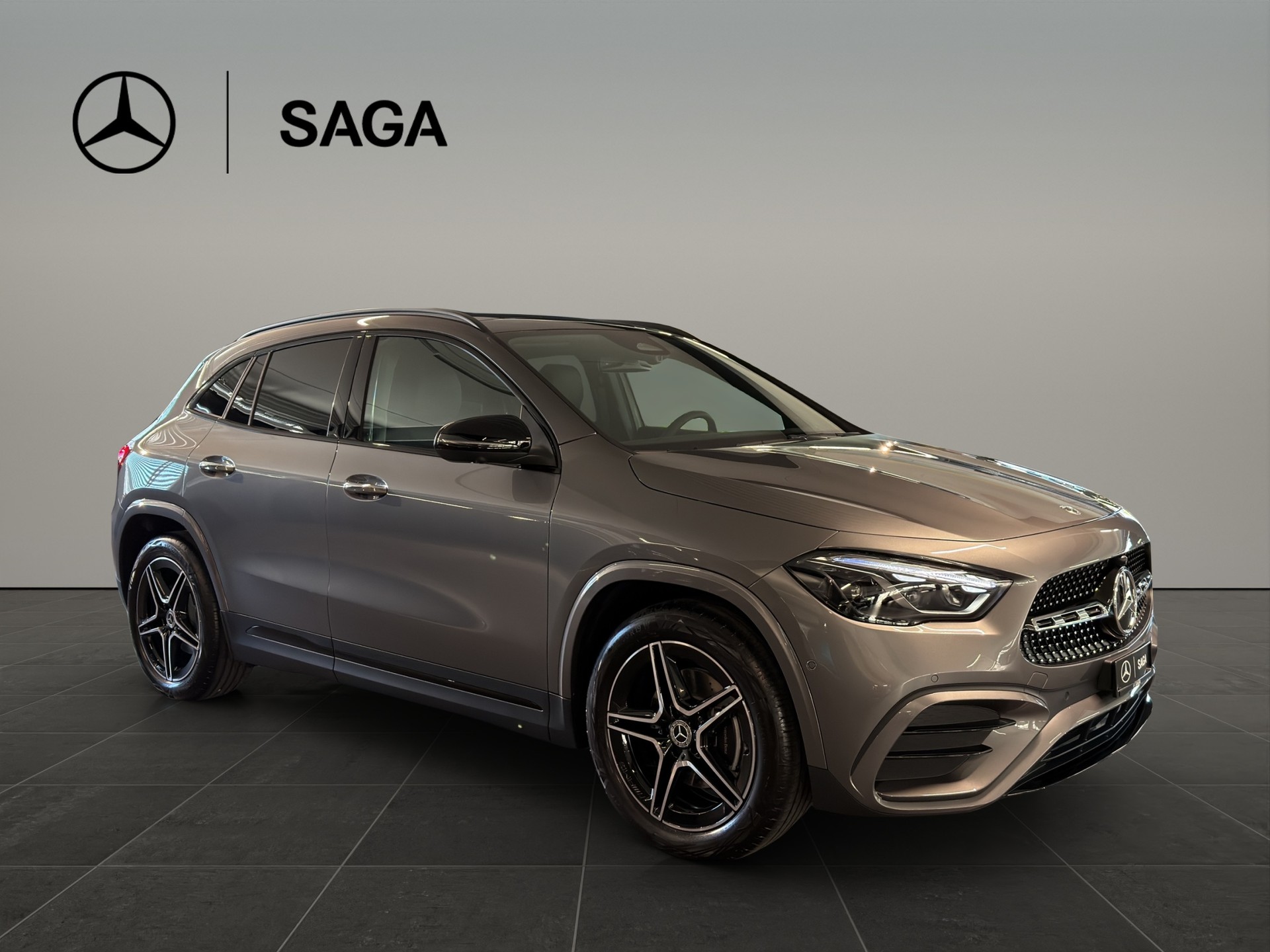 MERCEDES-BENZ GLA 220d 4Matic 8G-DCTSwiss Star-image-6