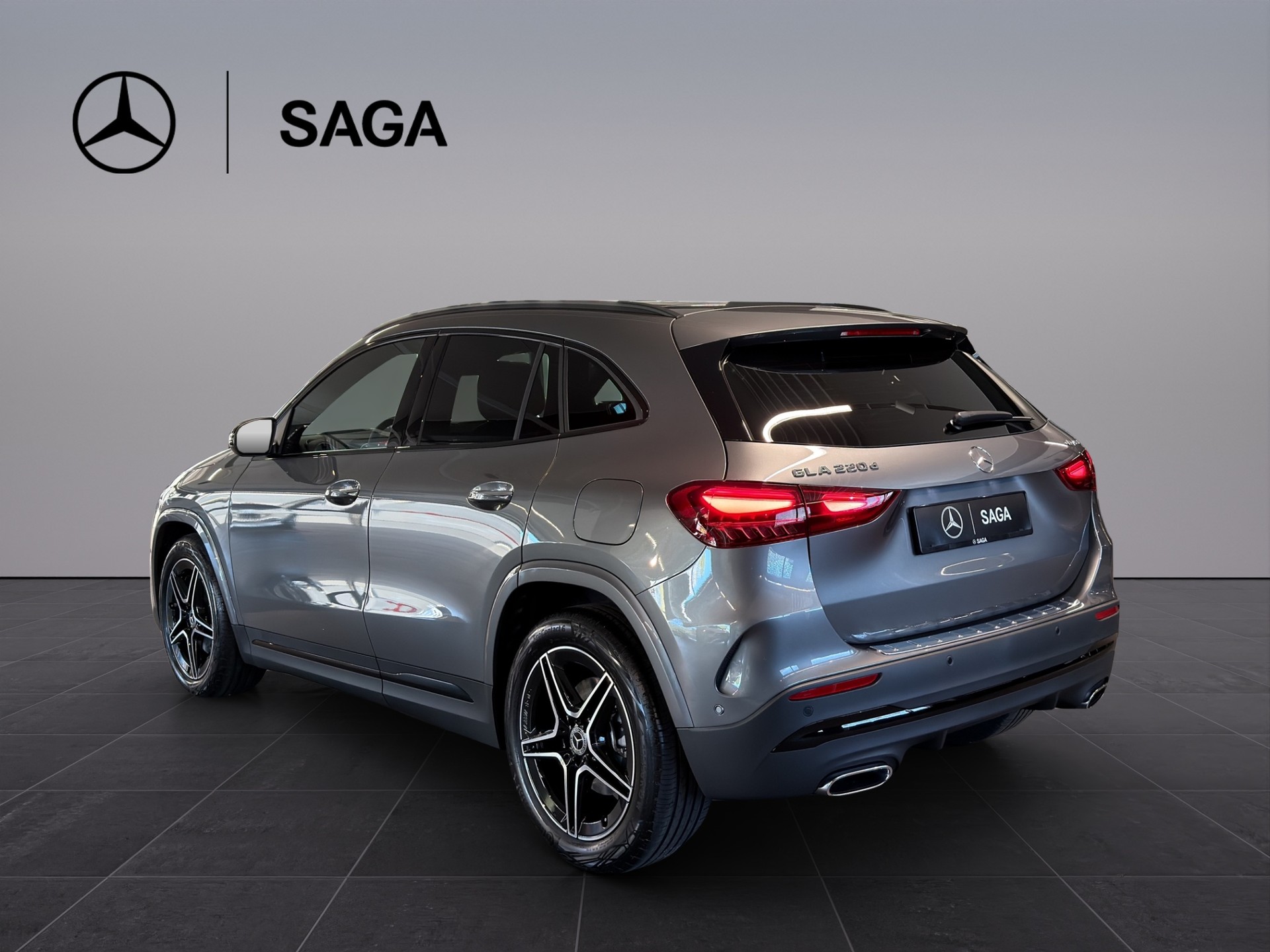 MERCEDES-BENZ GLA 220d 4Matic 8G-DCTSwiss Star-image-4