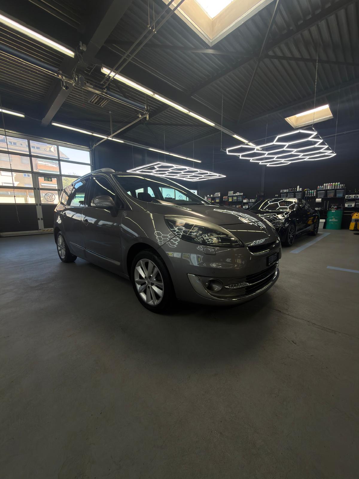 RENAULT Grand Scénic 1.4 16V Turbo Bose mit GARANTIE möglich
