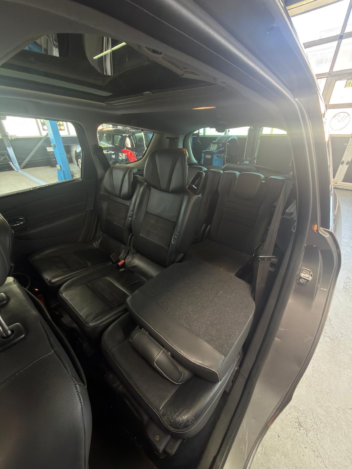 RENAULT Grand Scénic 1.4 16V Turbo Bose mit GARANTIE möglich-image-5