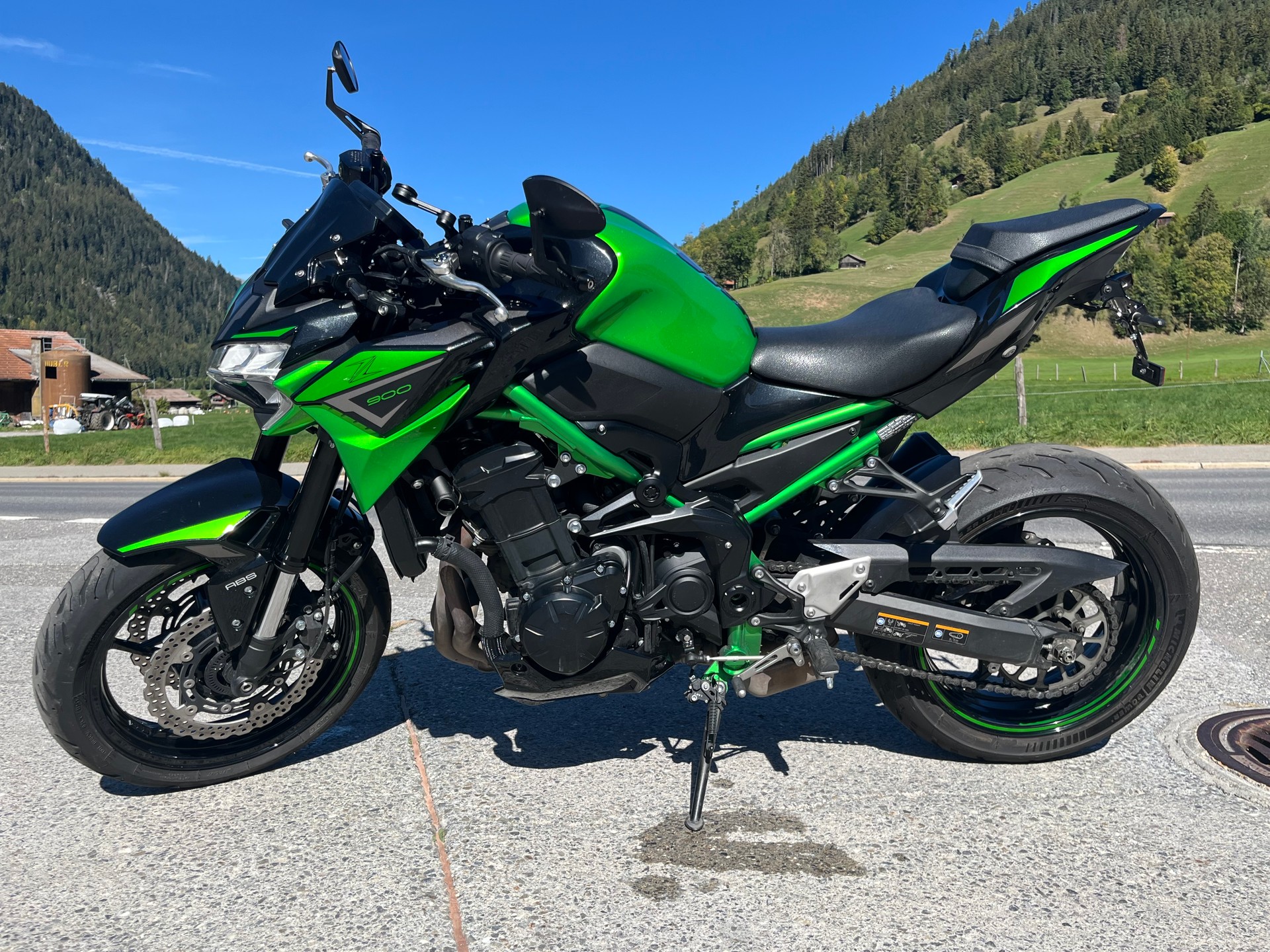 KAWASAKI Z 900-image-0