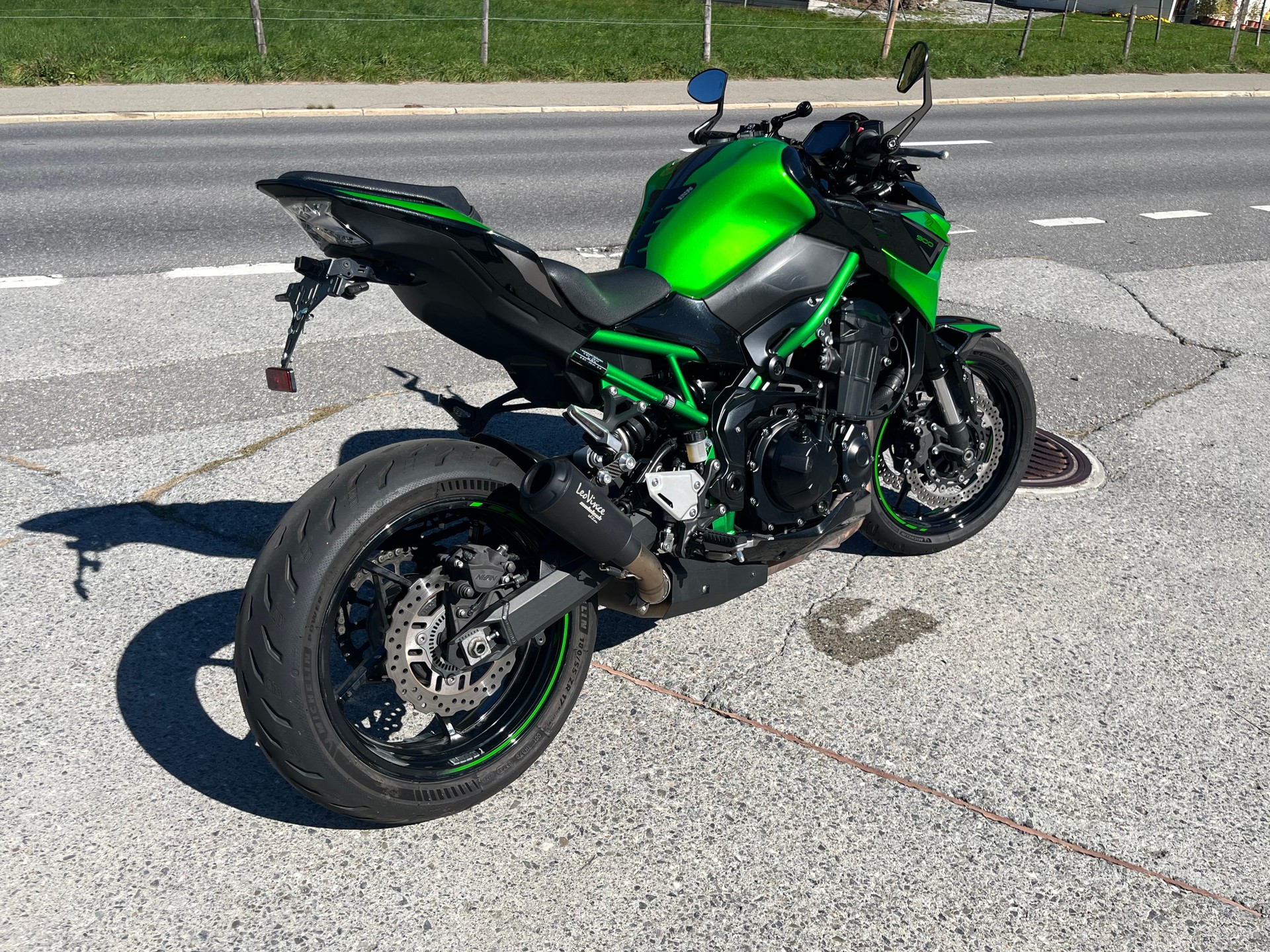 KAWASAKI Z 900-image-2