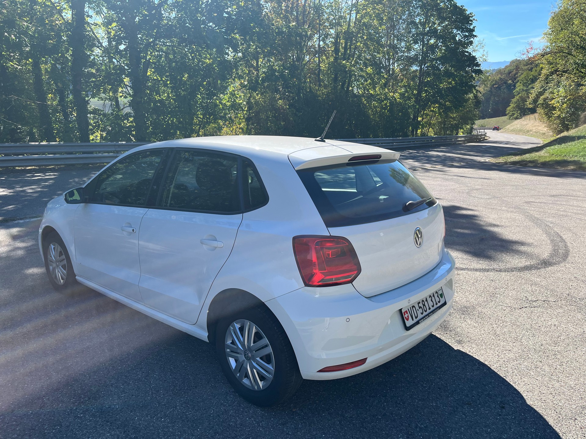 VW Polo 1.0 BMT Trendline-showroom-element-3