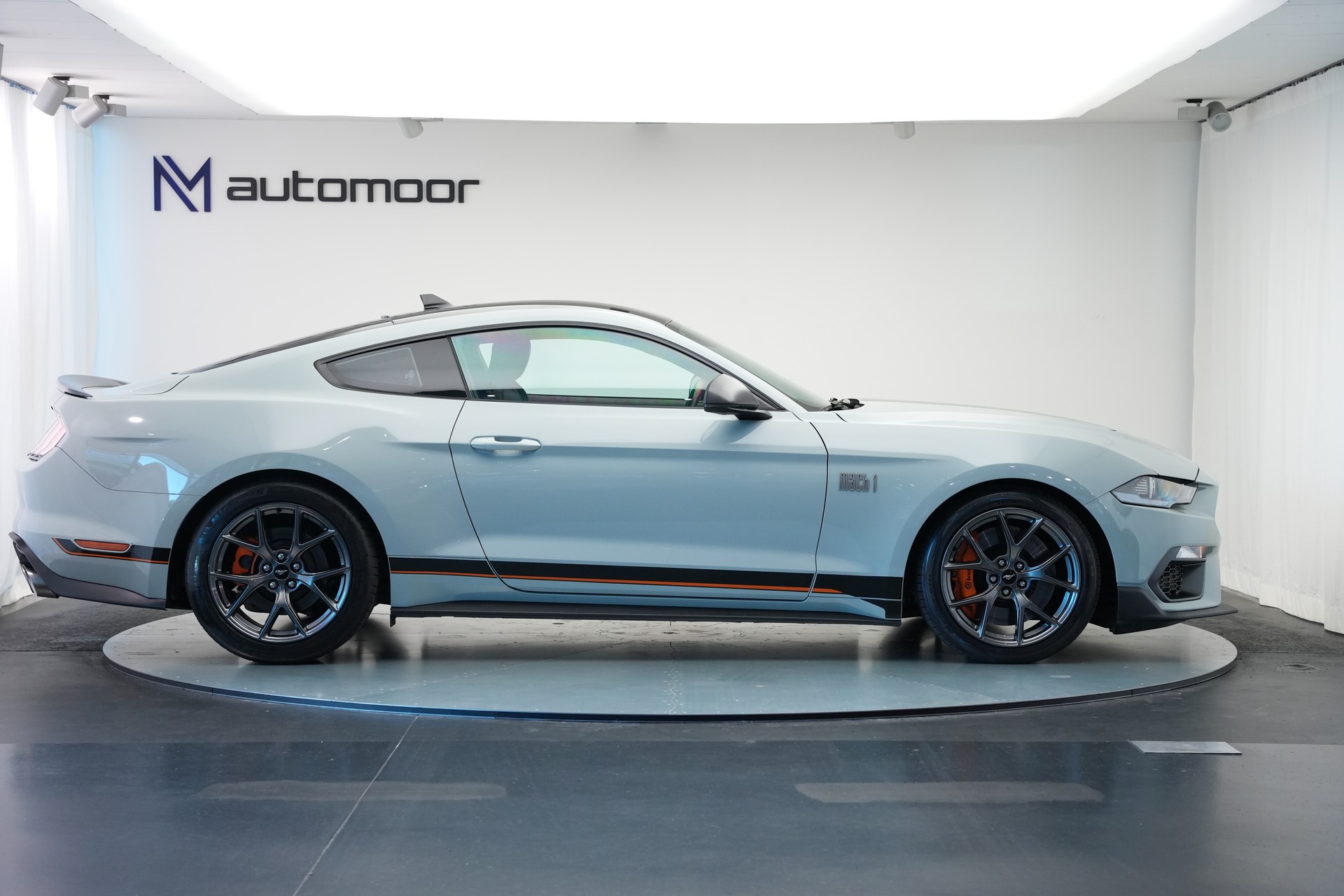 FORD Mustang Fastback 5.0 V8 Mach 1-showroom-element-3