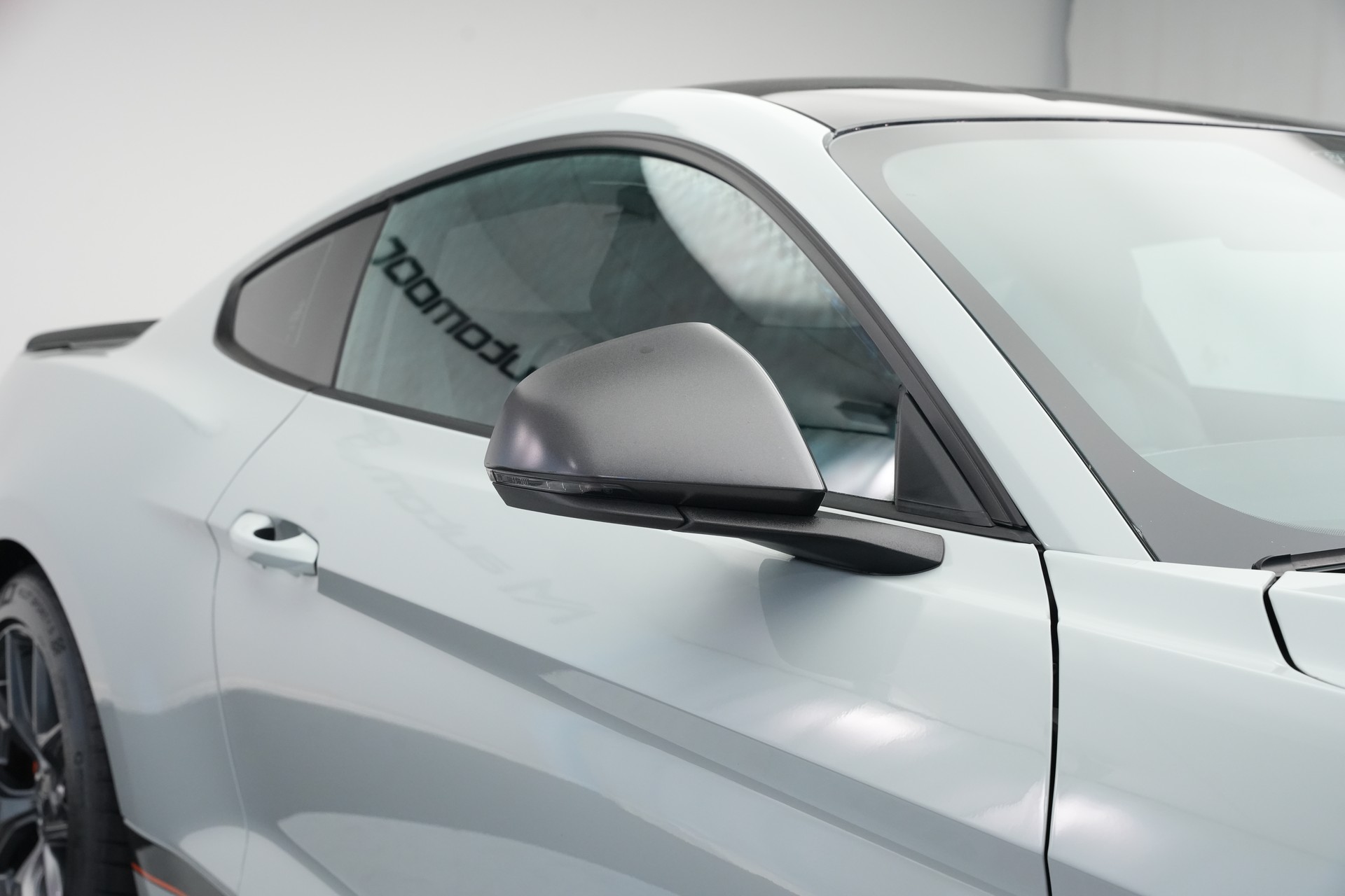 FORD Mustang Fastback 5.0 V8 Mach 1-image-42