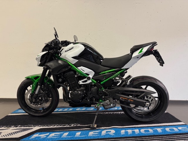 KAWASAKI Z 900 35KW Platin Edition MY 27-showroom-element-1