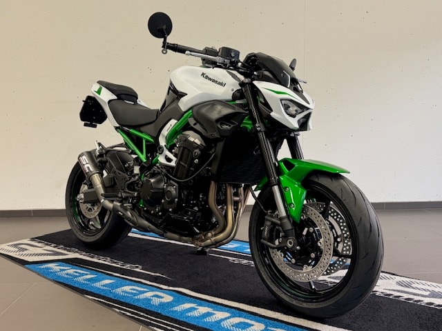 KAWASAKI Z 900 35KW Platin Edition MY 27-showroom-element-3
