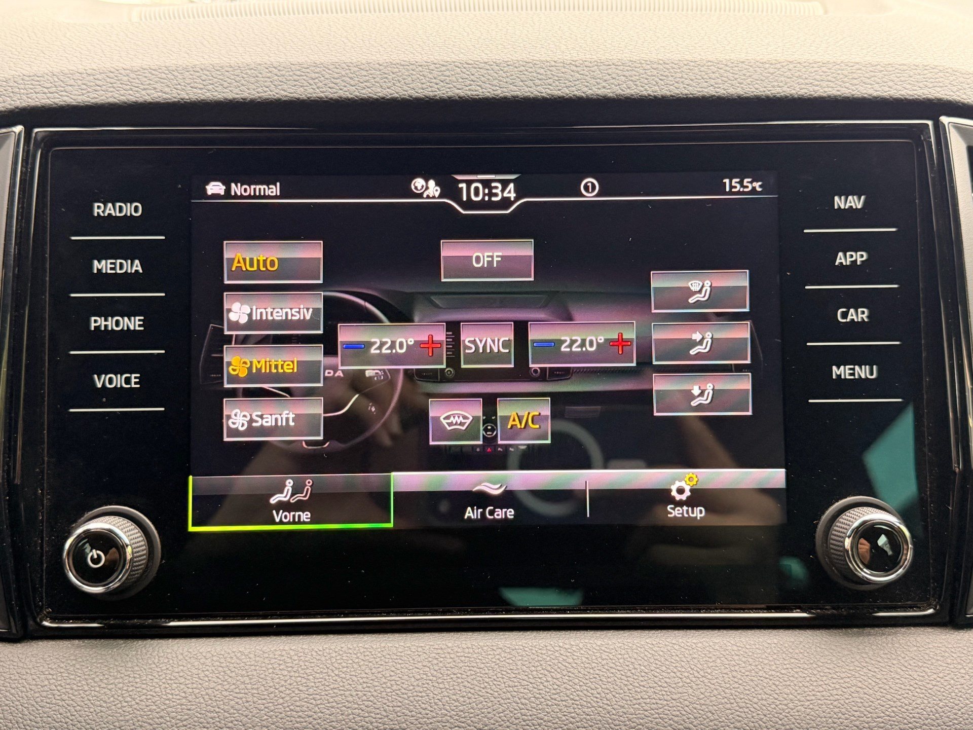 SKODA Karoq Sportline 4x4 *** ANHÄNGERKUPPLUNG ***-image-20