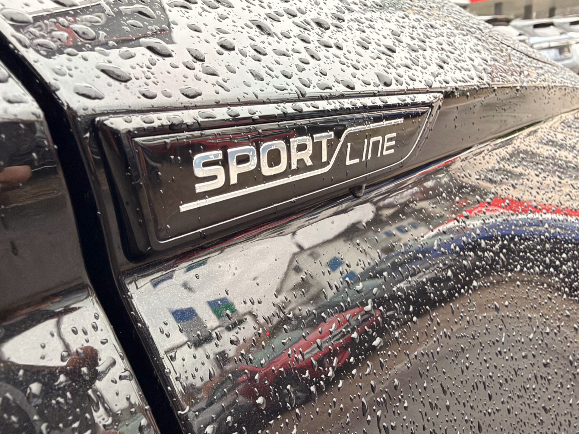 SKODA Karoq Sportline 4x4 *** ANHÄNGERKUPPLUNG ***-image-28