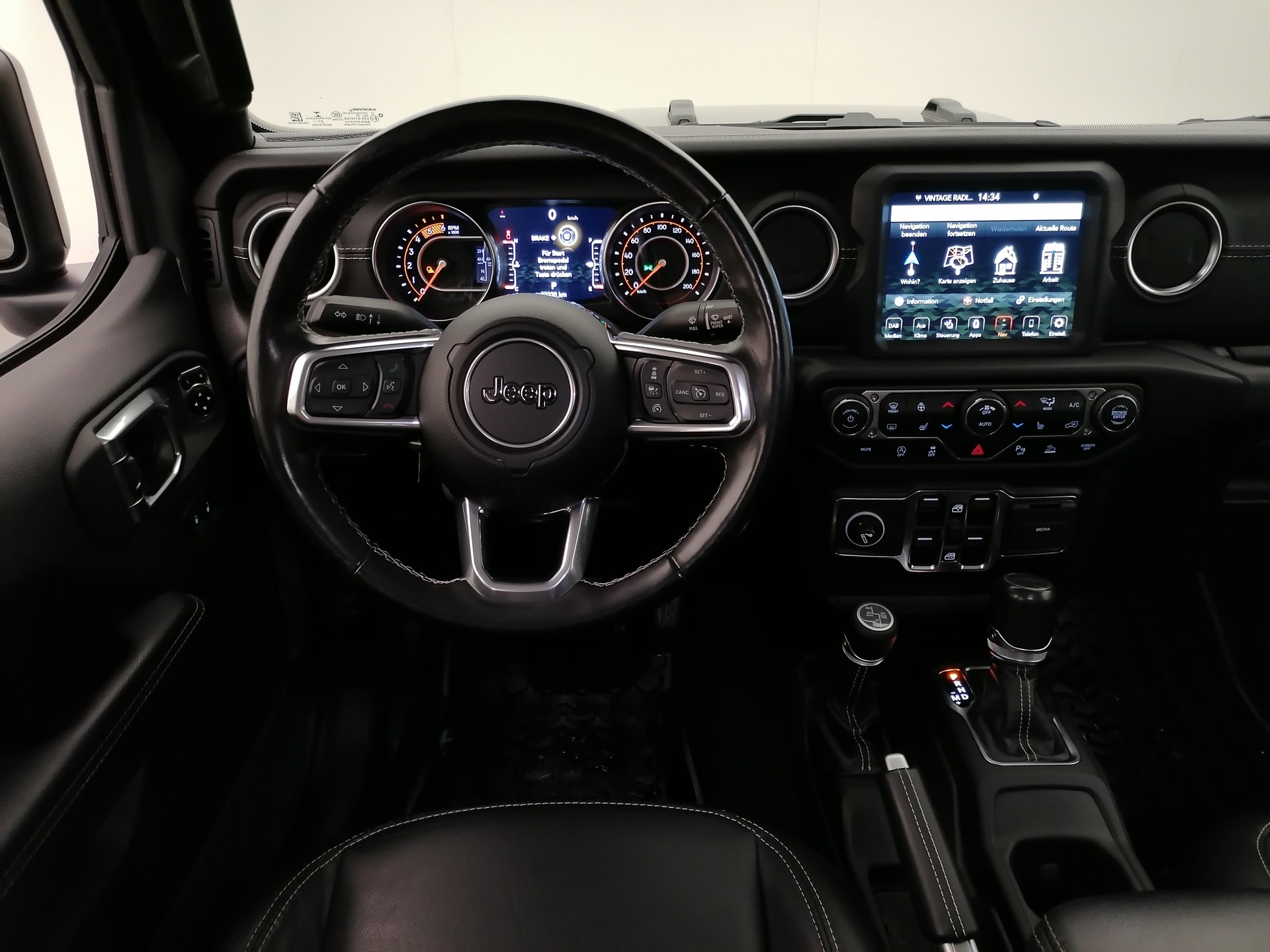 JEEP Gladiator 3.0 V6 Overland-image-9