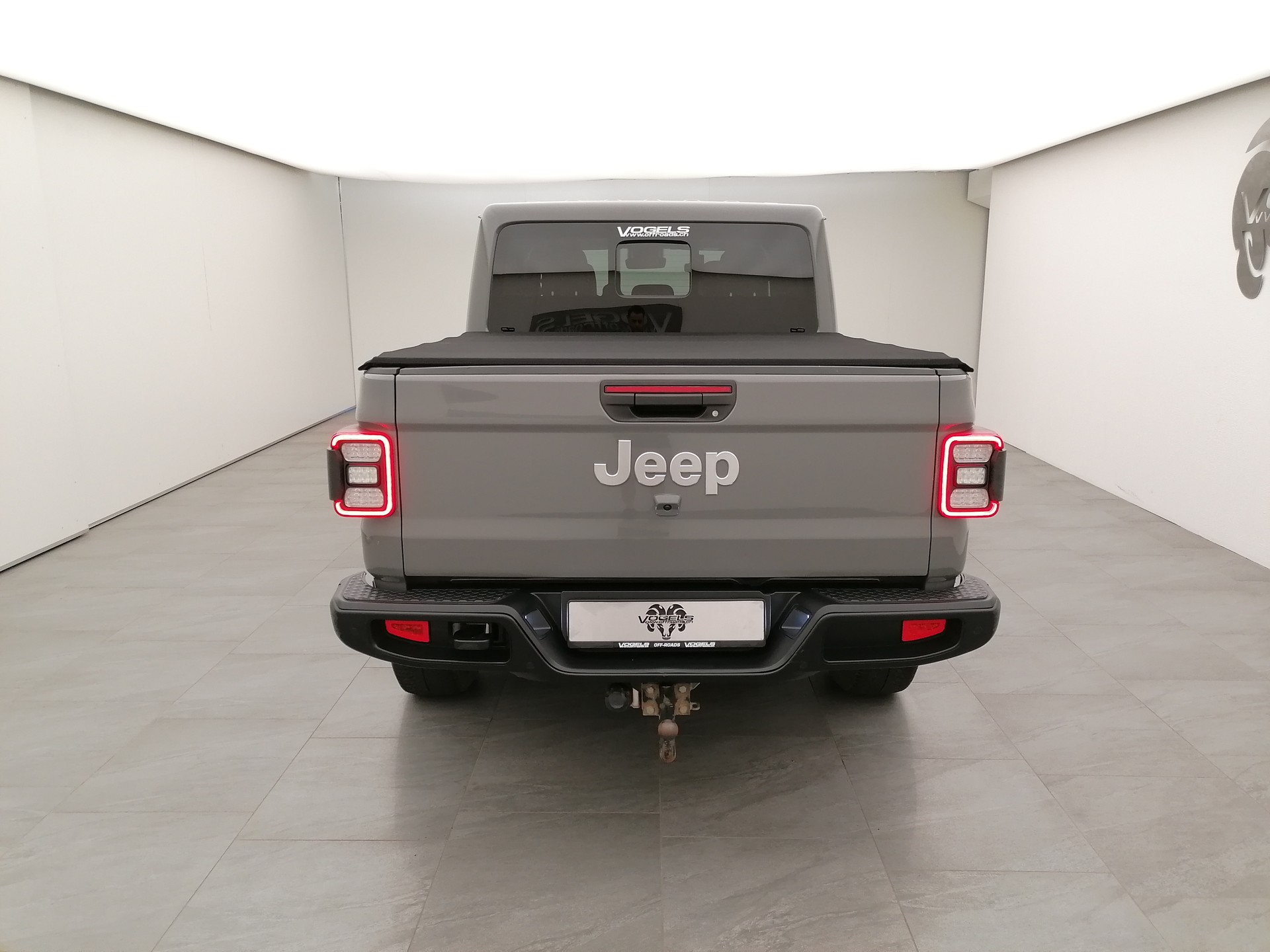JEEP Gladiator 3.0 V6 Overland-image-4
