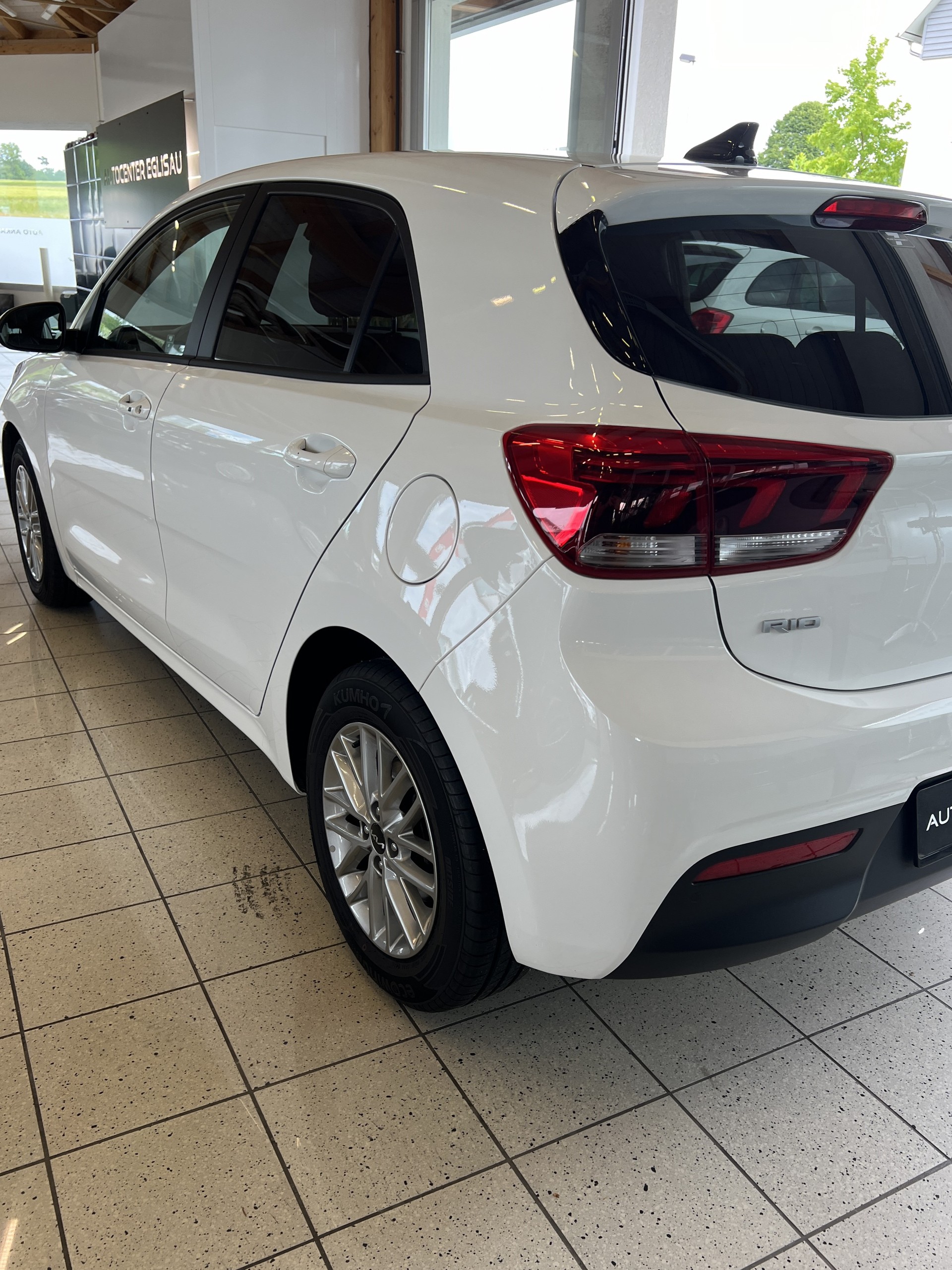 KIA Rio 1.0 T-GDi MHEV Style DCT-image-24