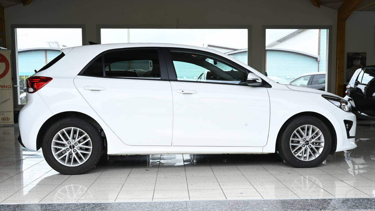 KIA Rio 1.0 T-GDi MHEV Style DCT-image-4