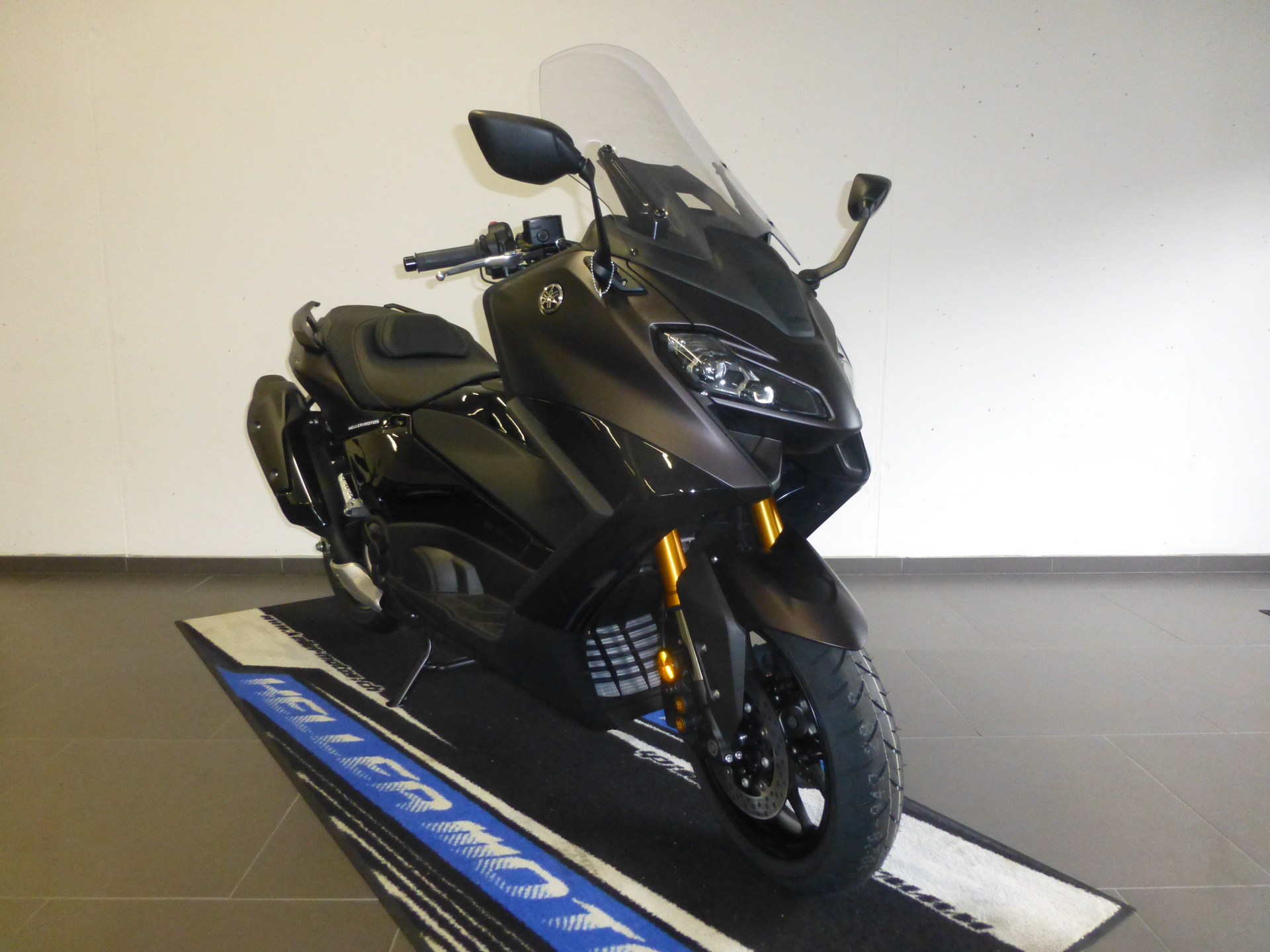 YAMAHA T-MAX Tech-Max XP 560-image-2