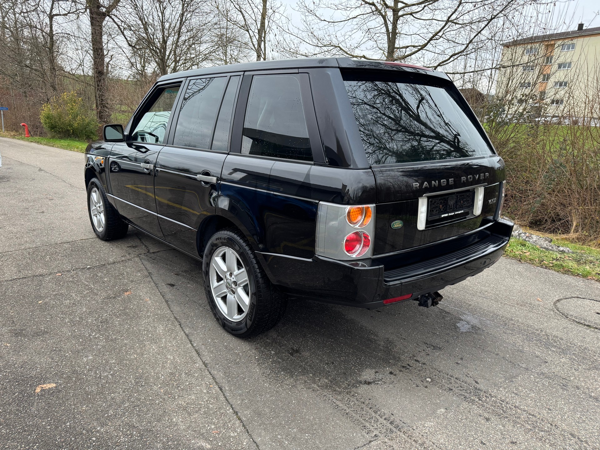 LAND ROVER Range Rover 4.4 V8 Vogue Automatic-image-3