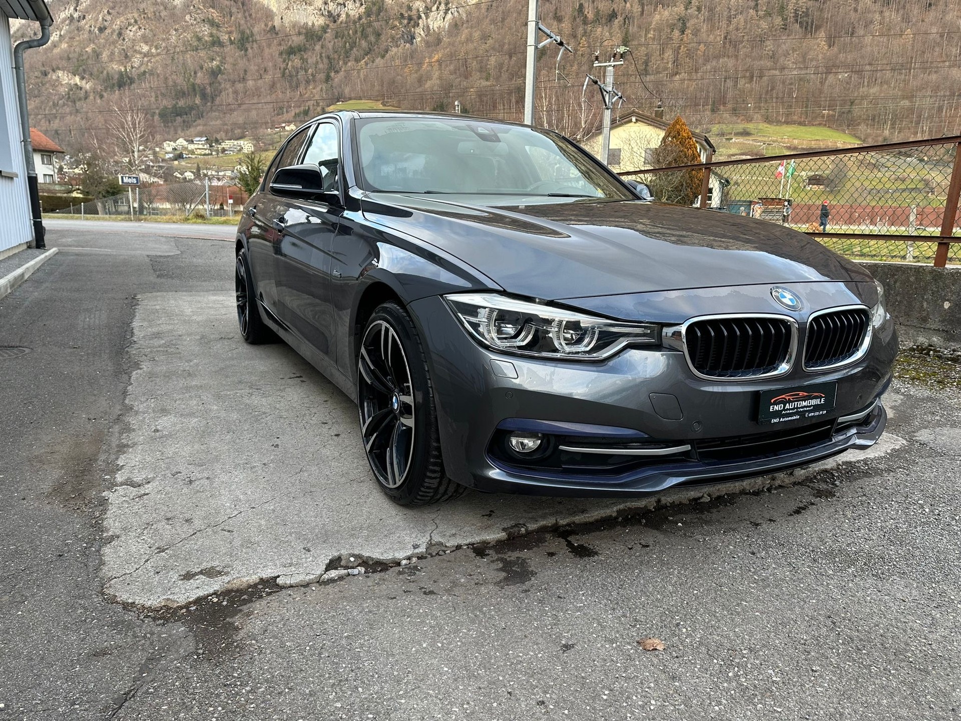 BMW 320d xDrive Steptronic-image-2