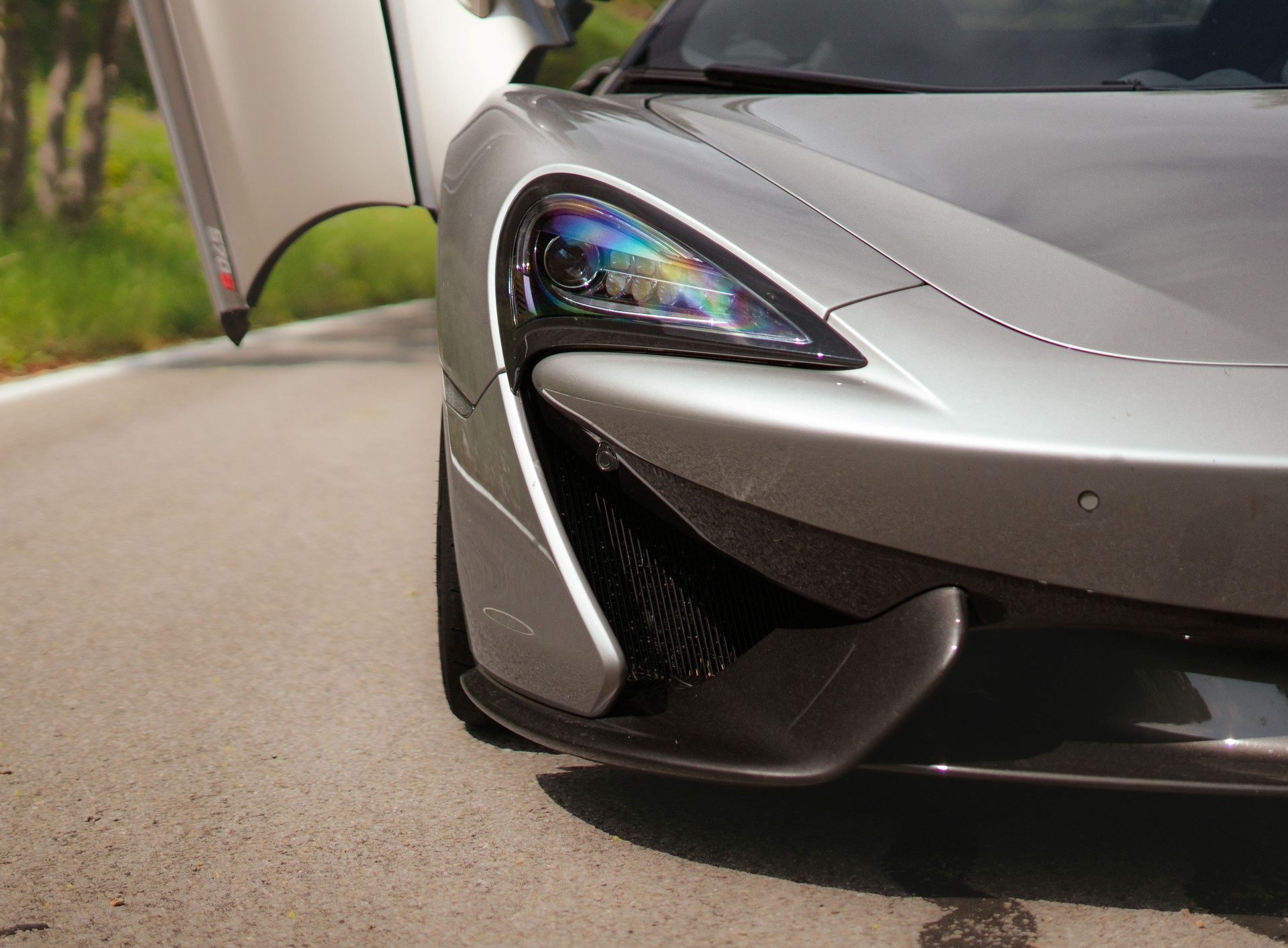 McLAREN 570S Coupé 3.8 V8 SSG-image-8