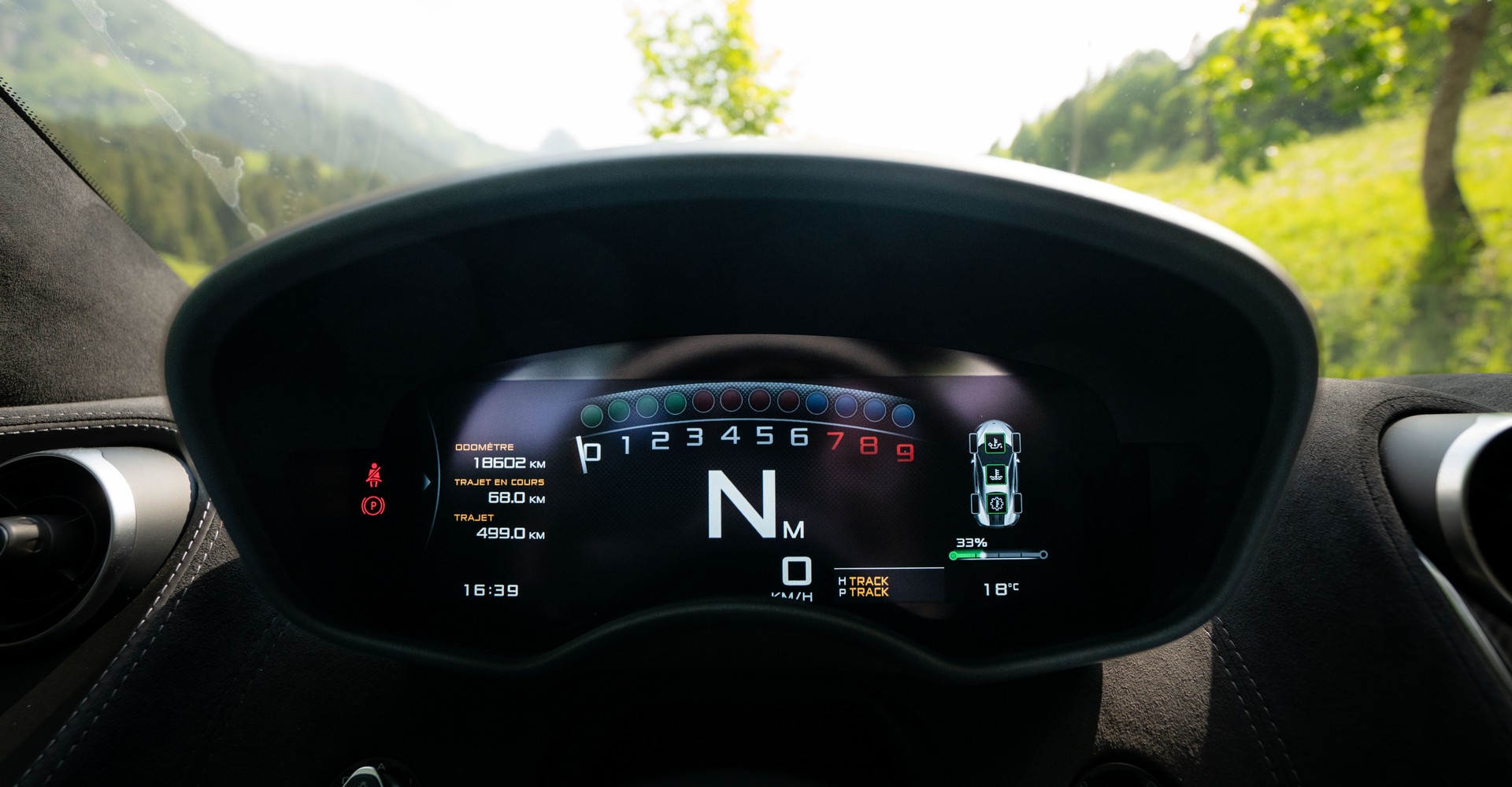 McLAREN 570S Coupé 3.8 V8 SSG-image-11