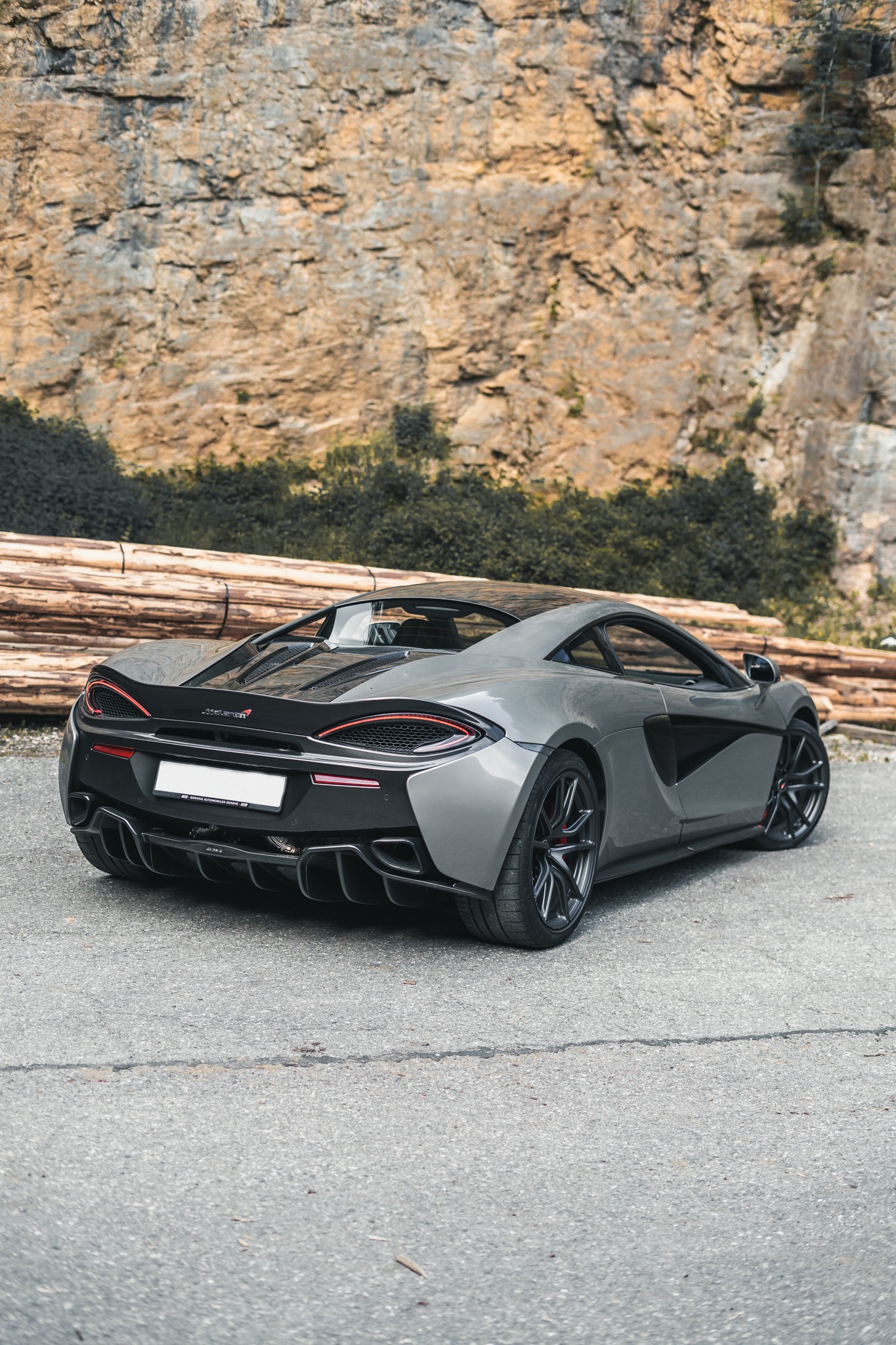 McLAREN 570S Coupé 3.8 V8 SSG-image-6