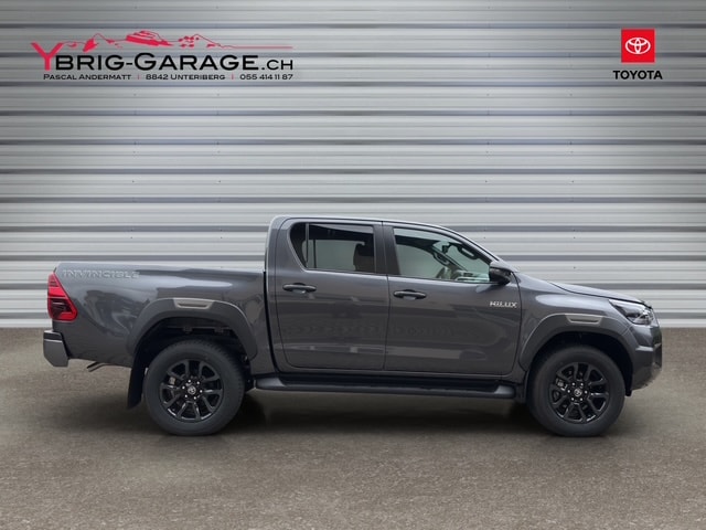 TOYOTA Hilux 2.8d MHEV Invincible Double Cab 4x4-image-5