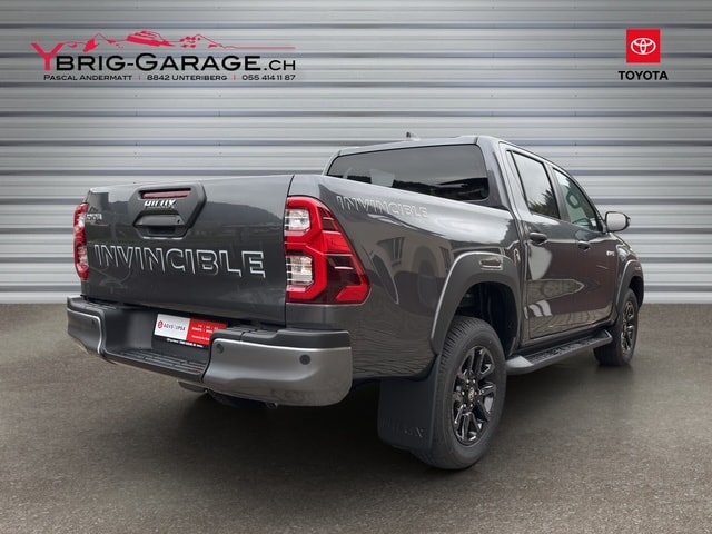 TOYOTA Hilux 2.8d MHEV Invincible Double Cab 4x4-image-4