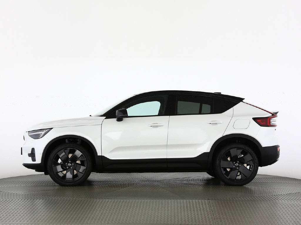 VOLVO EC40 Twin Performance Black Edition AWD-image-12