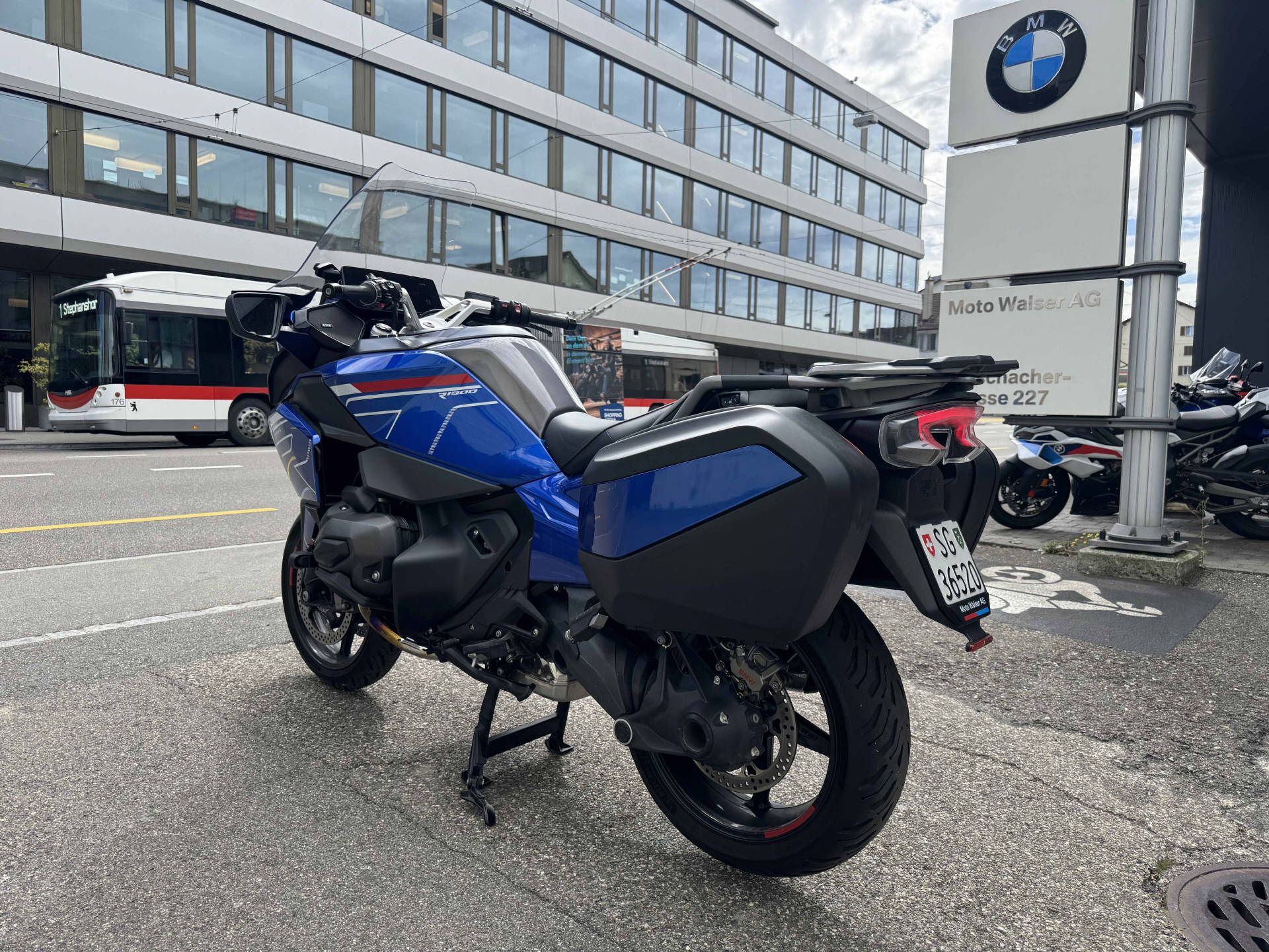 BMW R 1300 RT ABS-image-2