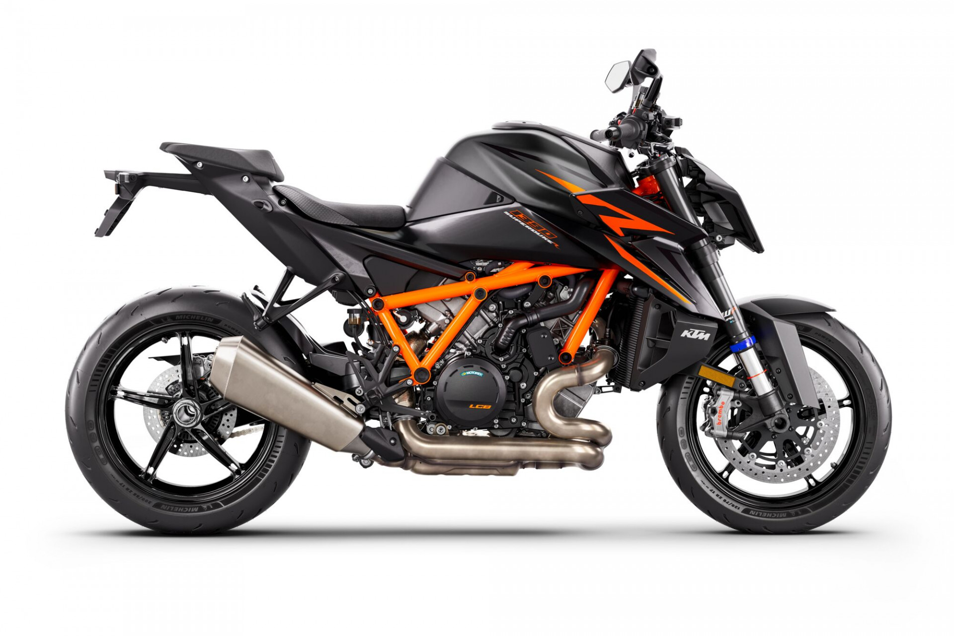 KTM 1390 Super Duke R Evo-image-3