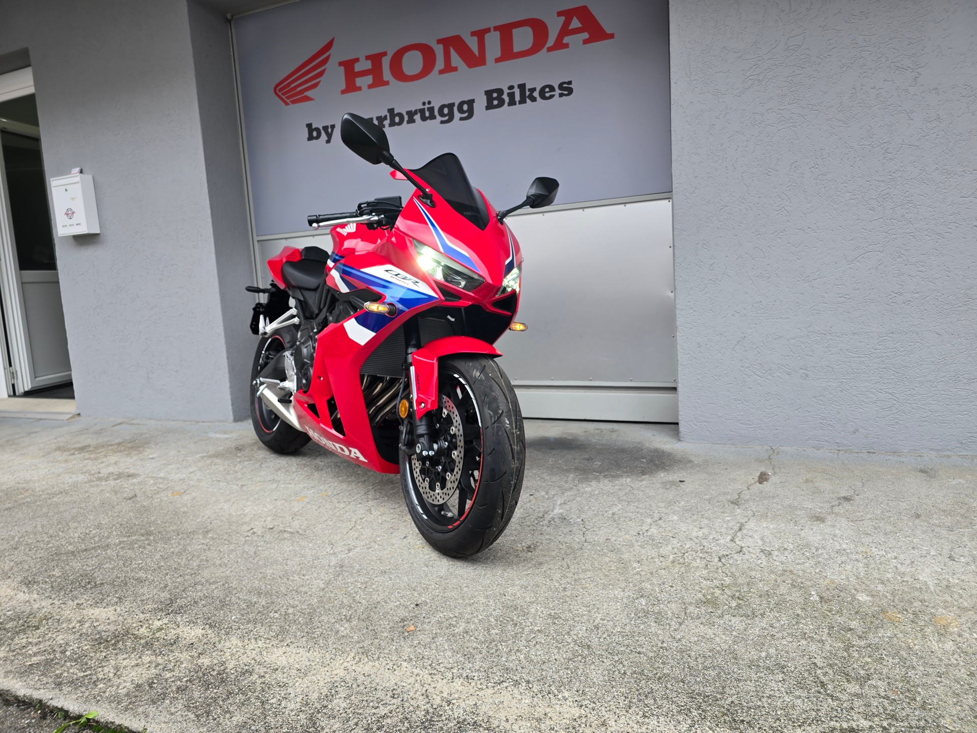 HONDA CBR 650 R E-Clutch-image-4