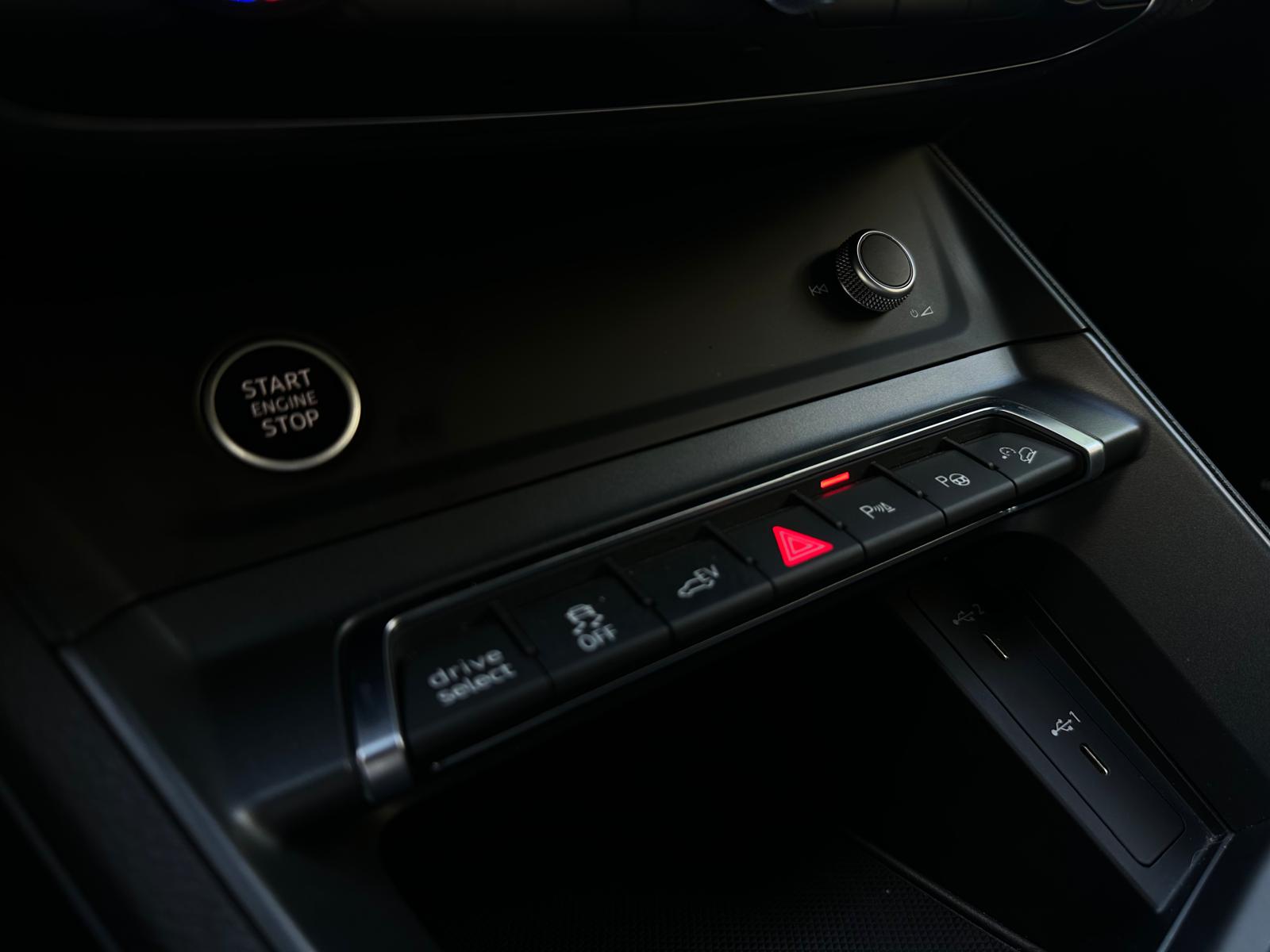 AUDI Q3 Sportback 45 TFSI e S line S-tronic-image-25