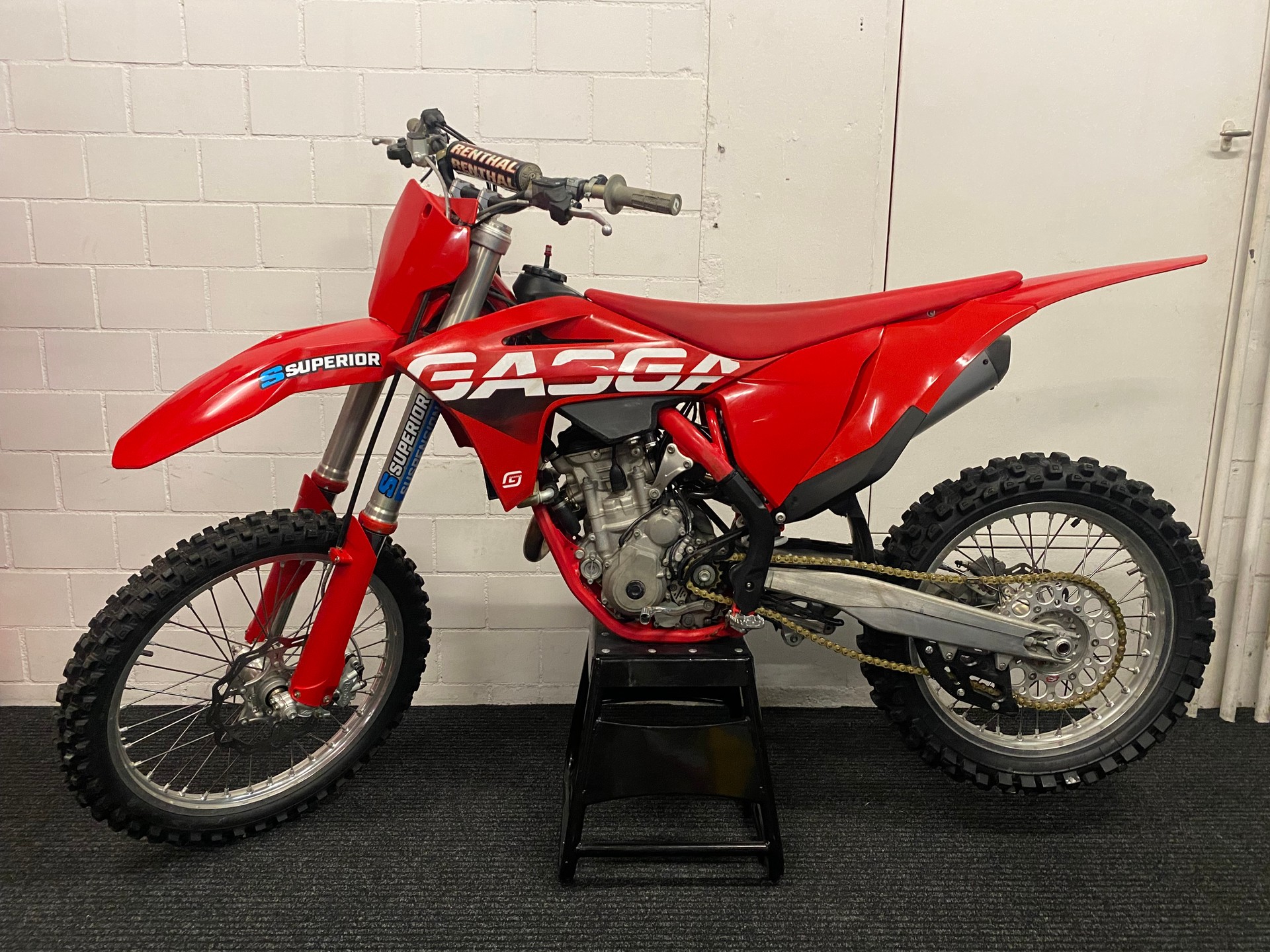 GASGAS MC 250F 2023-showroom-element-3