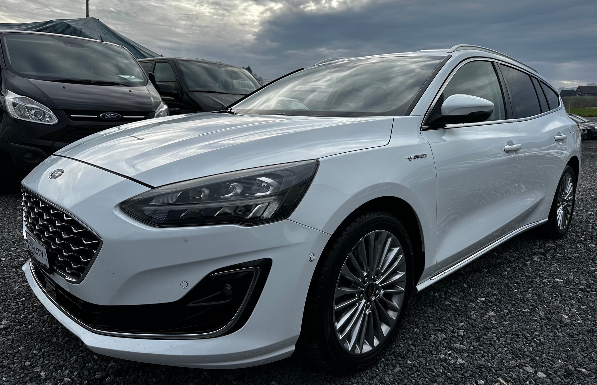 FORD Focus 1.0 SCTi Vignale Automatic-image-5