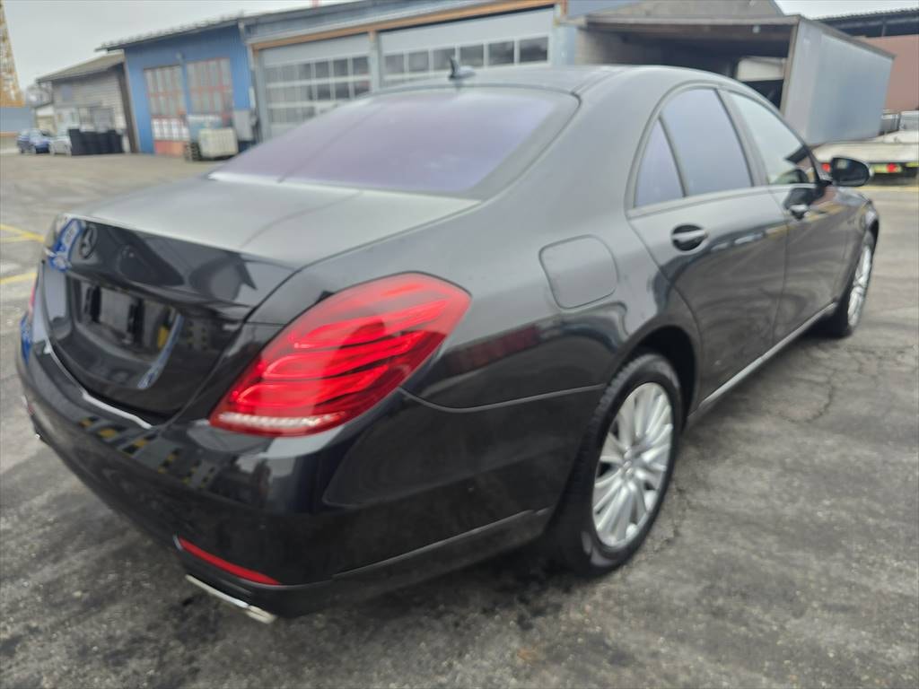 MERCEDES-BENZ S 500 4Matic 7G-Tronic-image-4
