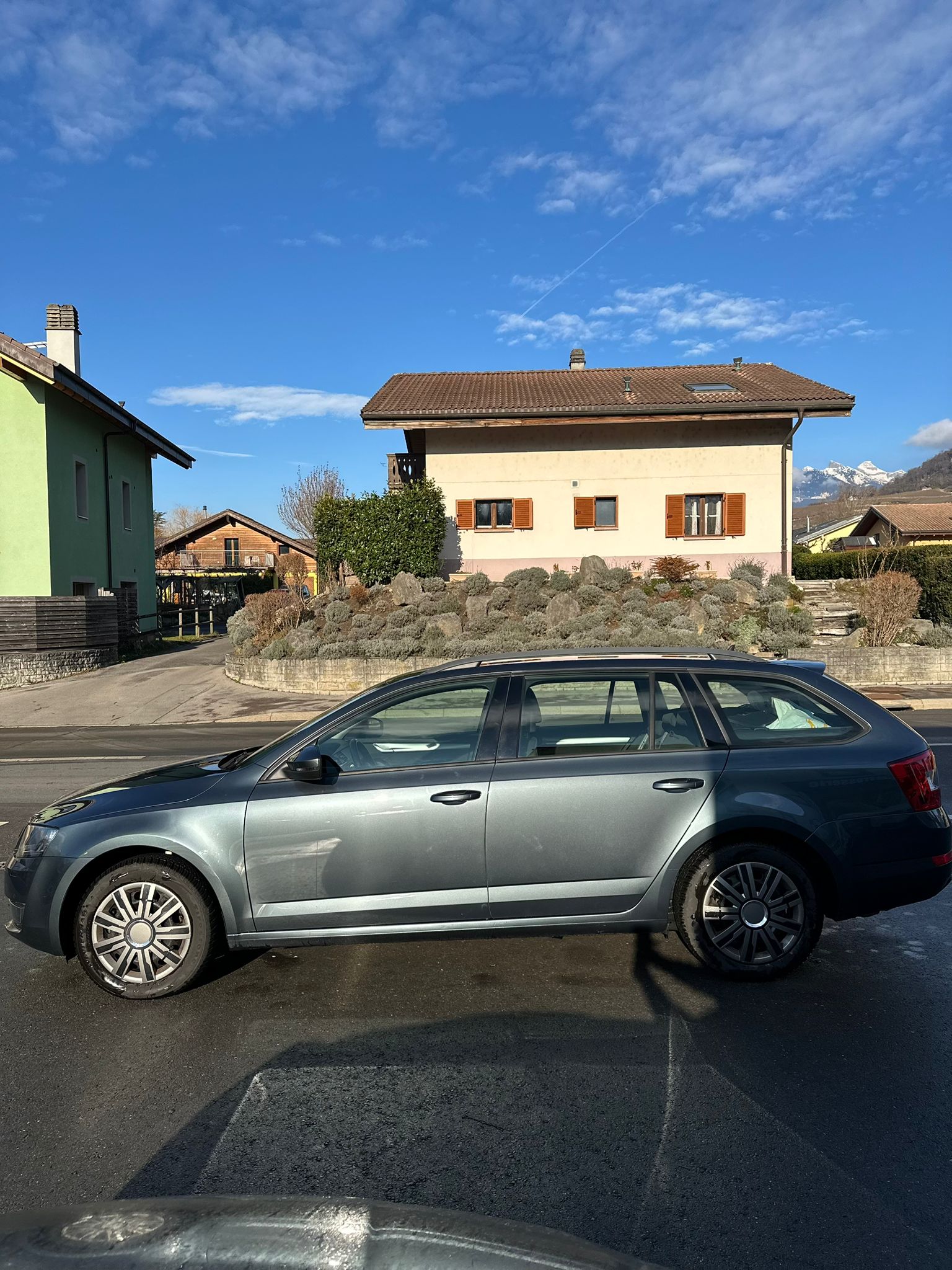 SKODA Octavia Combi 2.0 TDI Ambition 4x4 DSG-image-6