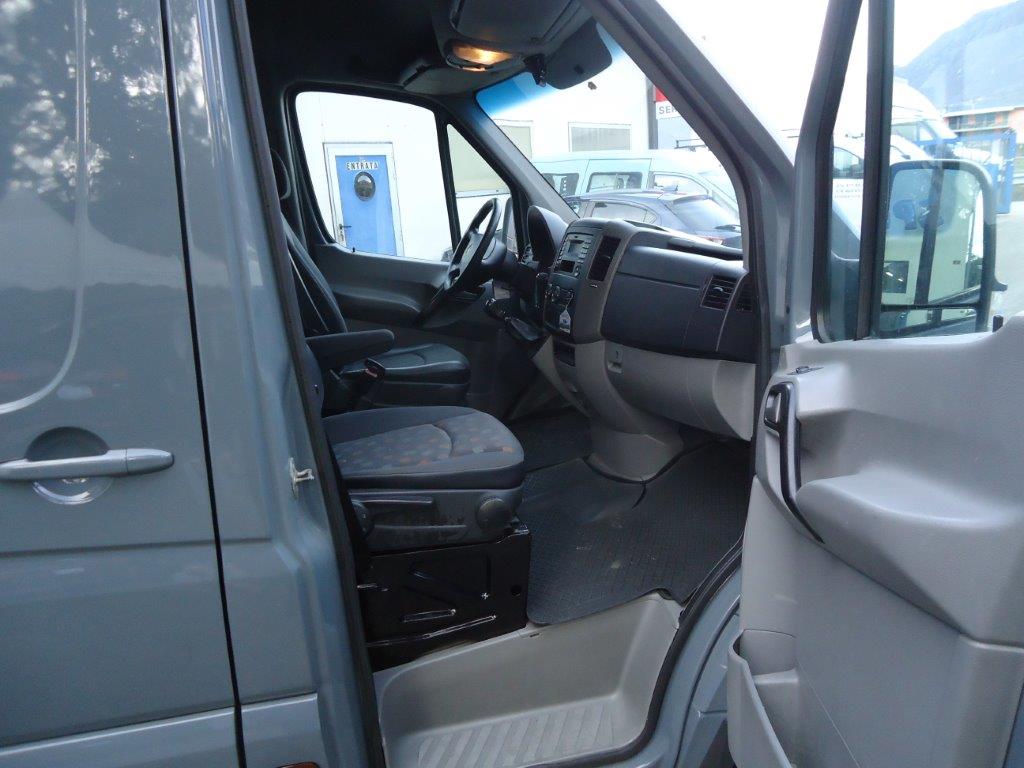 MERCEDES-BENZ Sprinter 313 CDI Standard-image-7