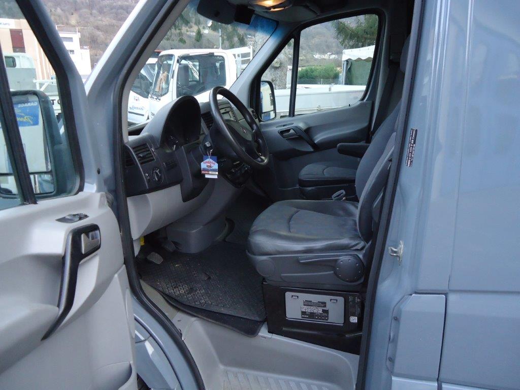MERCEDES-BENZ Sprinter 313 CDI Standard-image-8