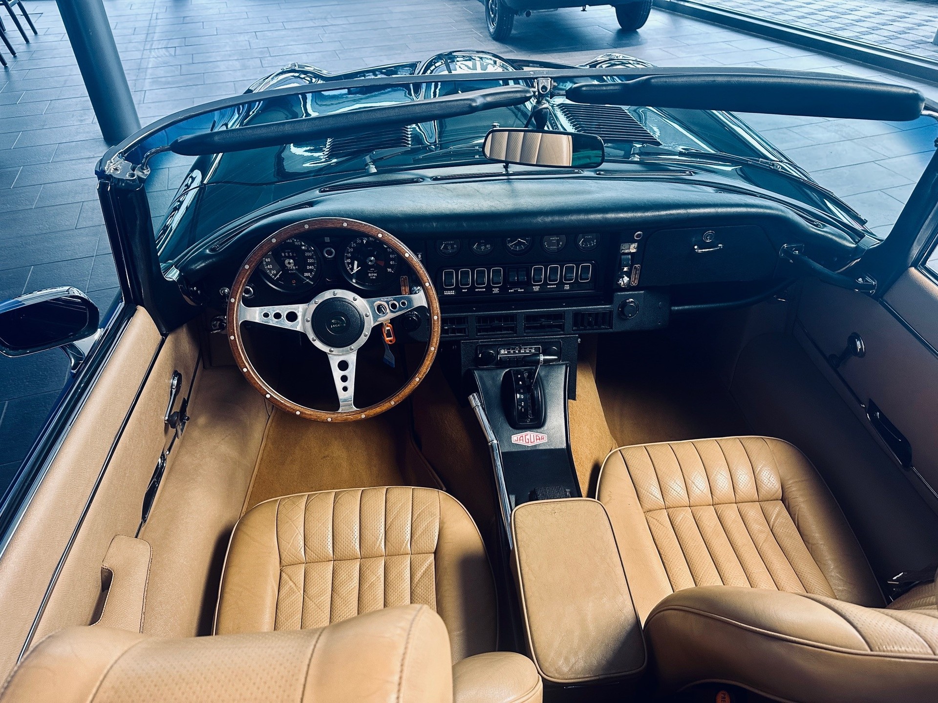 JAGUAR V12 Serie III-image-5