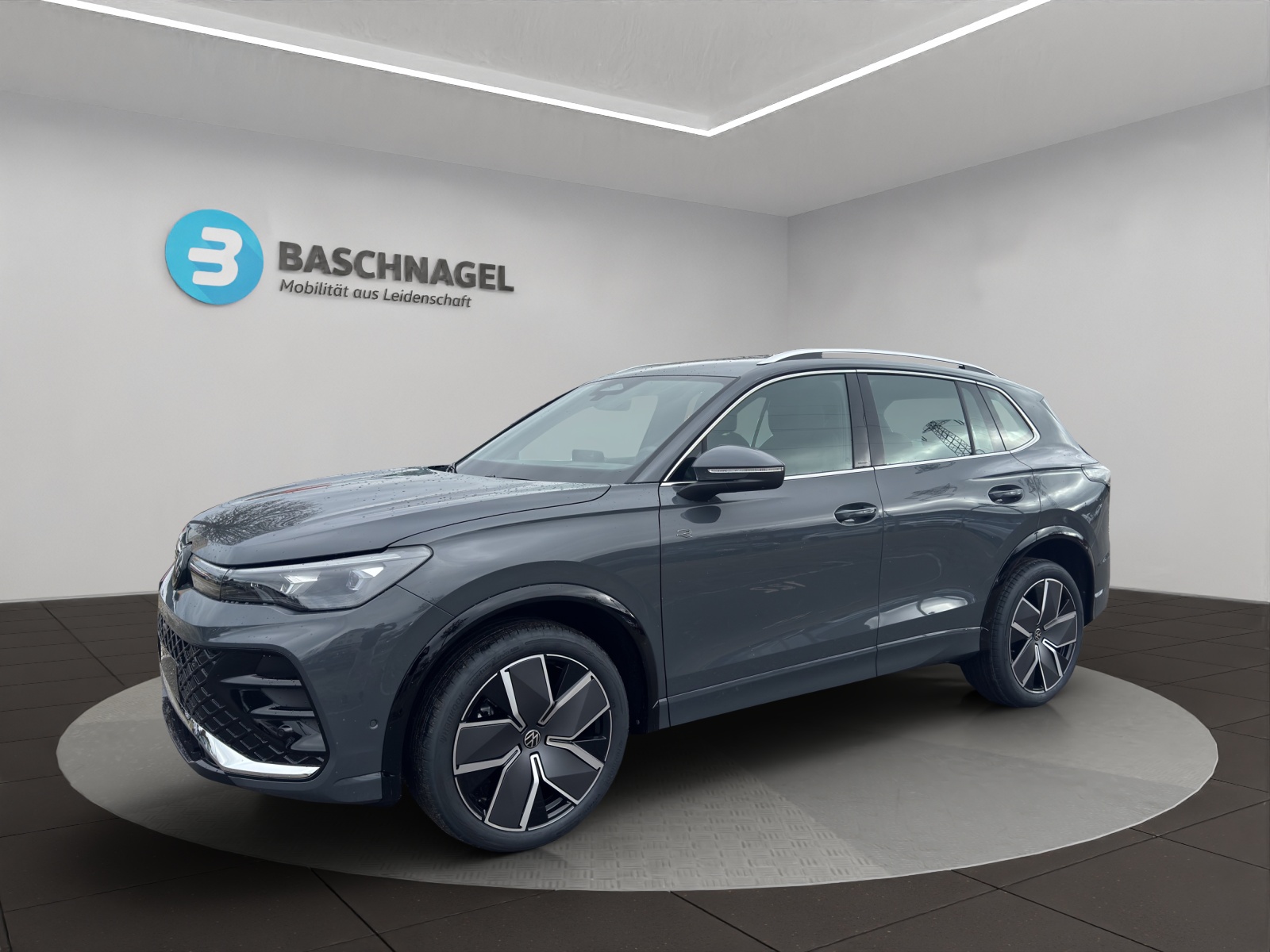 VW Tiguan 2.0 TSI DSG R-Line 4Motion