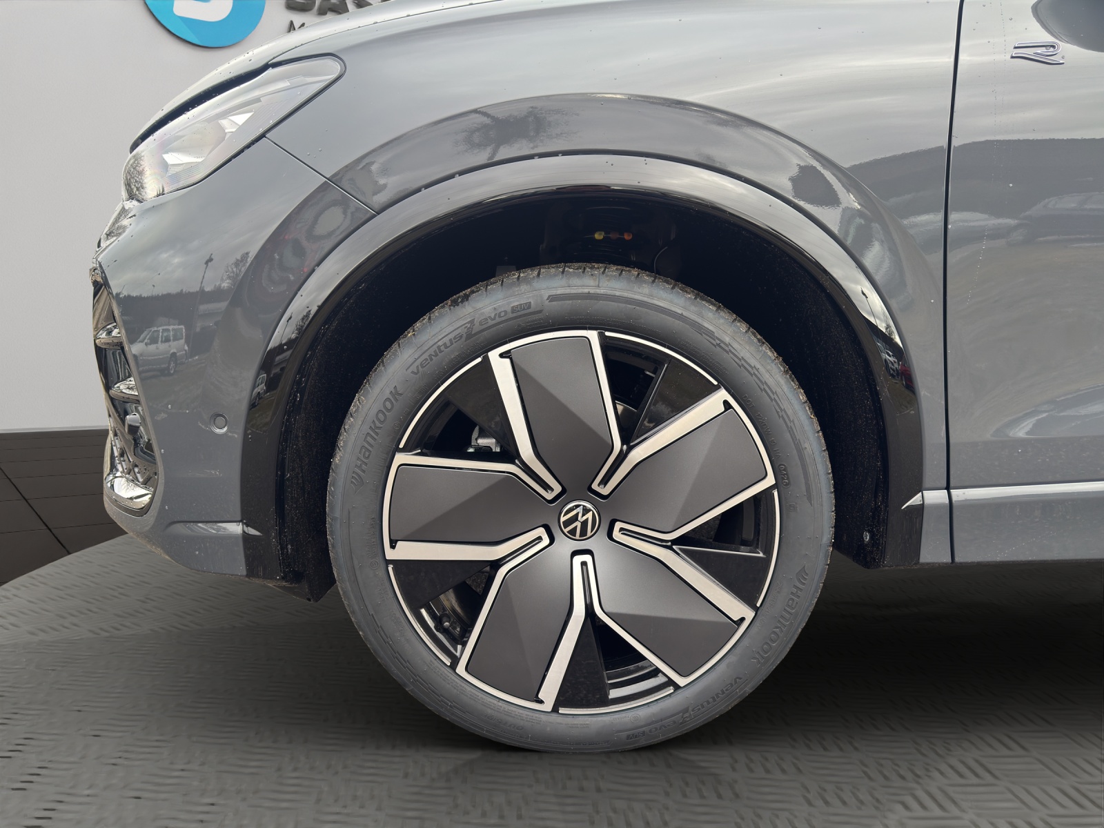 VW Tiguan 2.0 TSI DSG R-Line United 4Motion-image-6