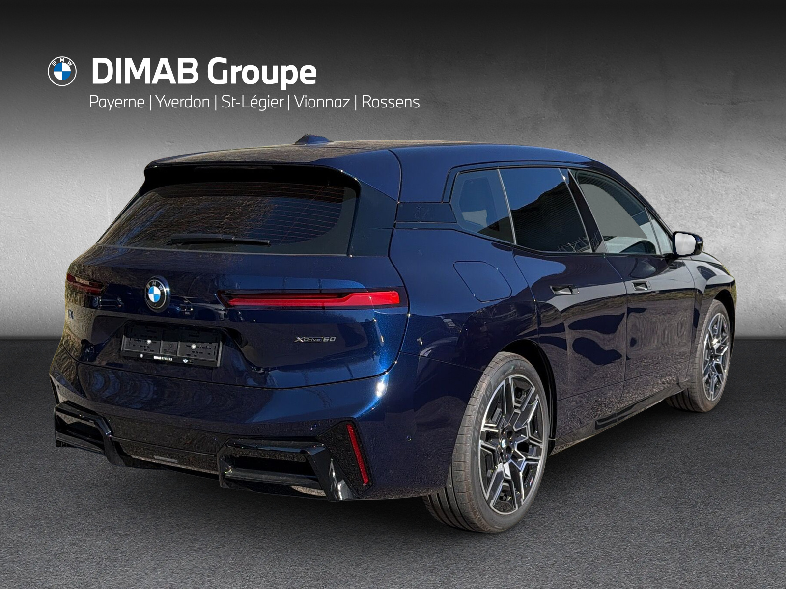 BMW iX xDrive60 M Sport-image-4