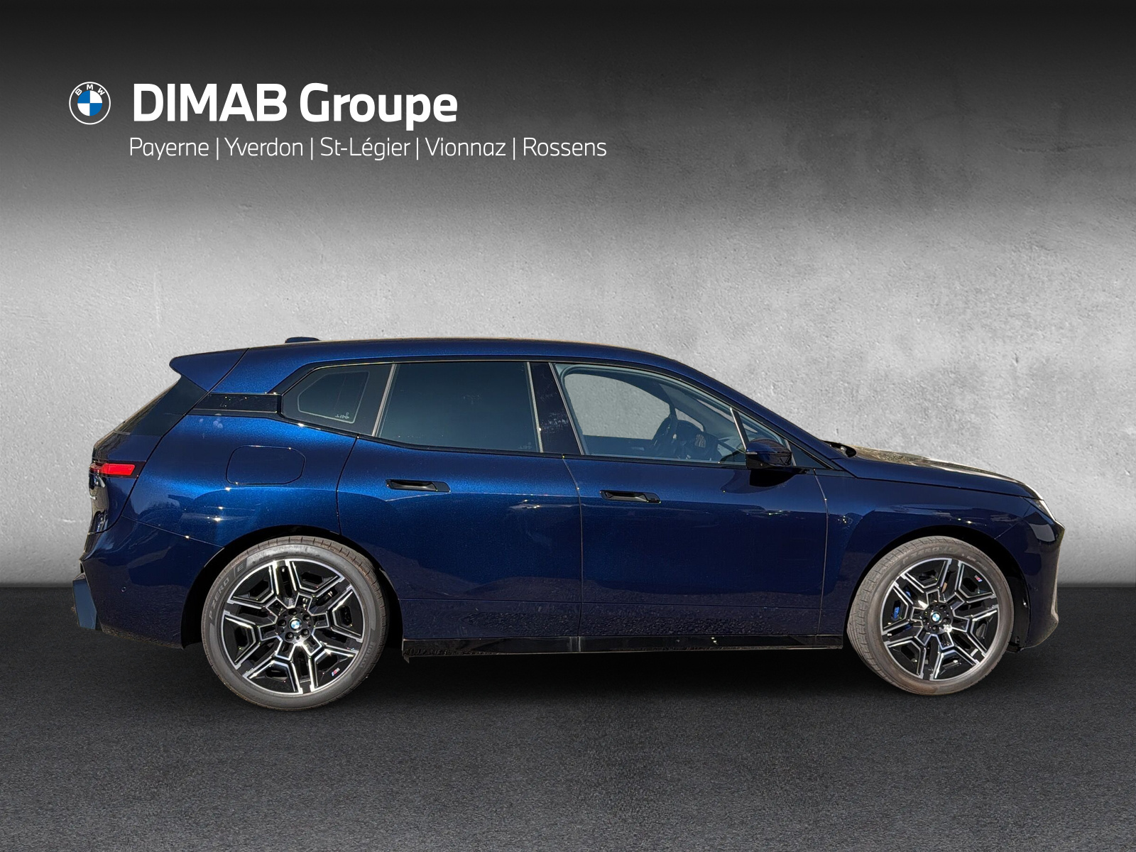 BMW iX xDrive60 M Sport-image-5