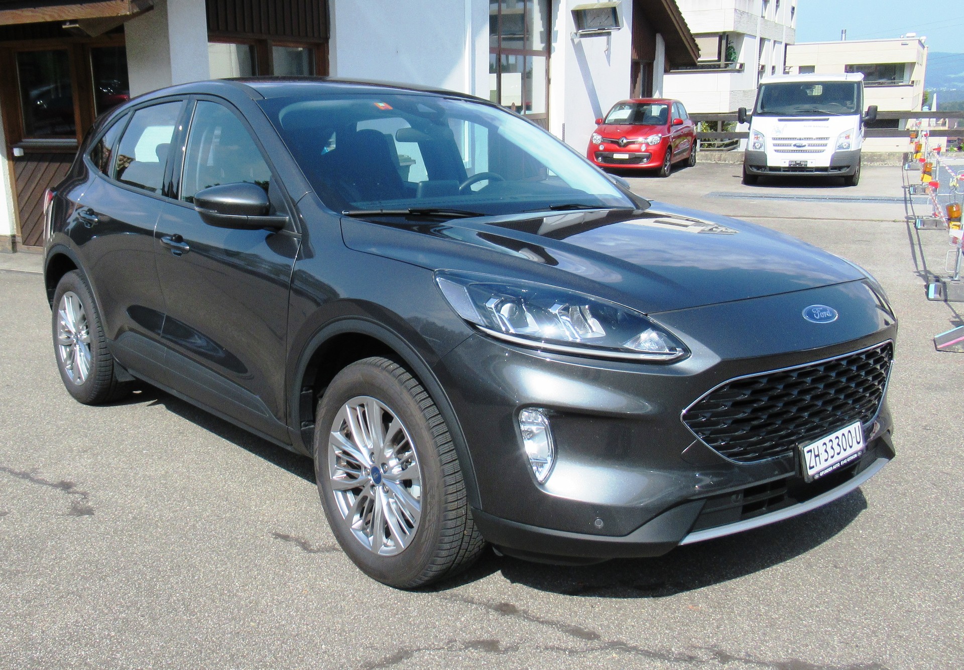 FORD Kuga 2.5 PHEV Cool & Connect 2WD