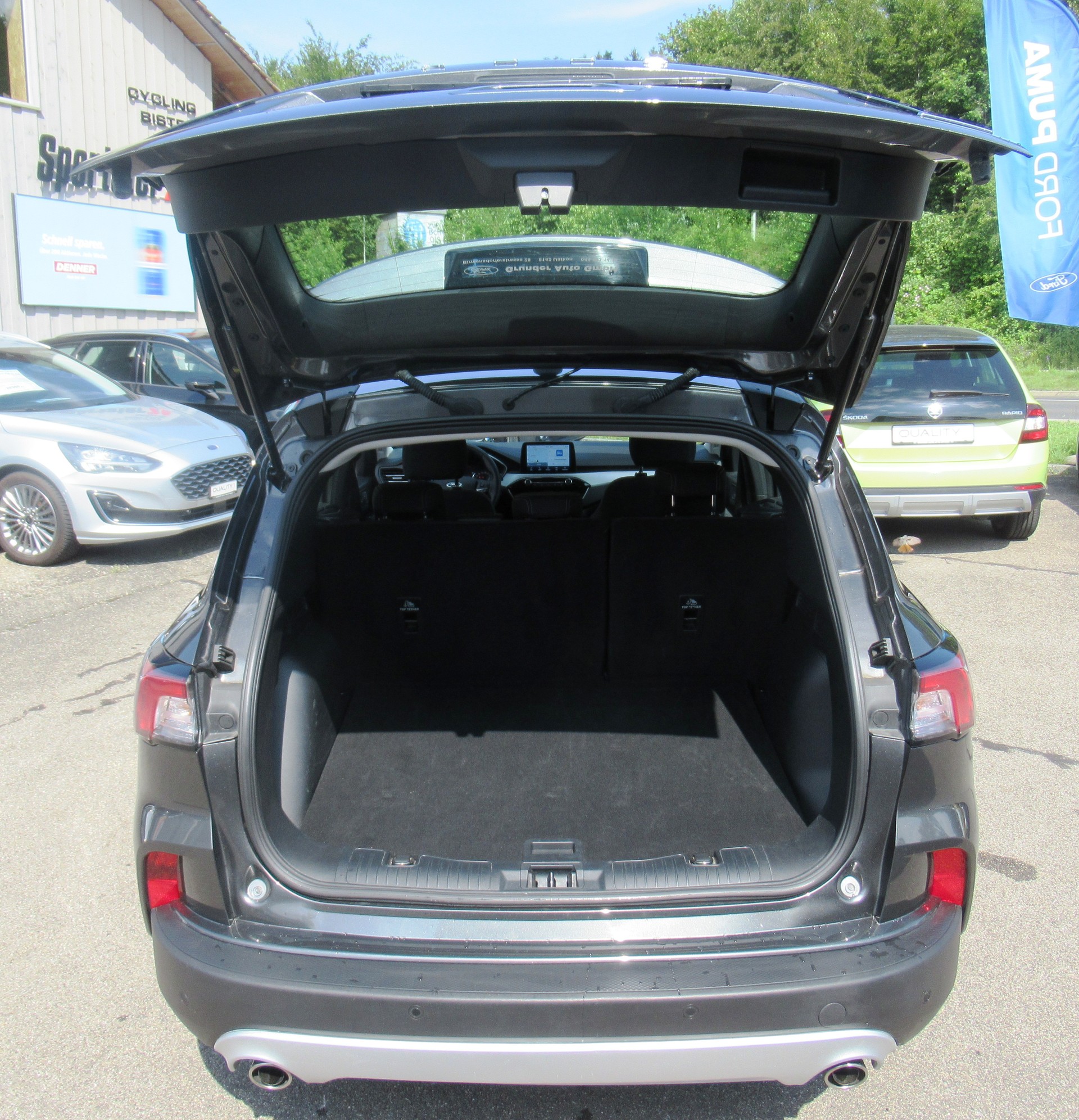 FORD Kuga 2.5 PHEV Cool & Connect 2WD-image-5