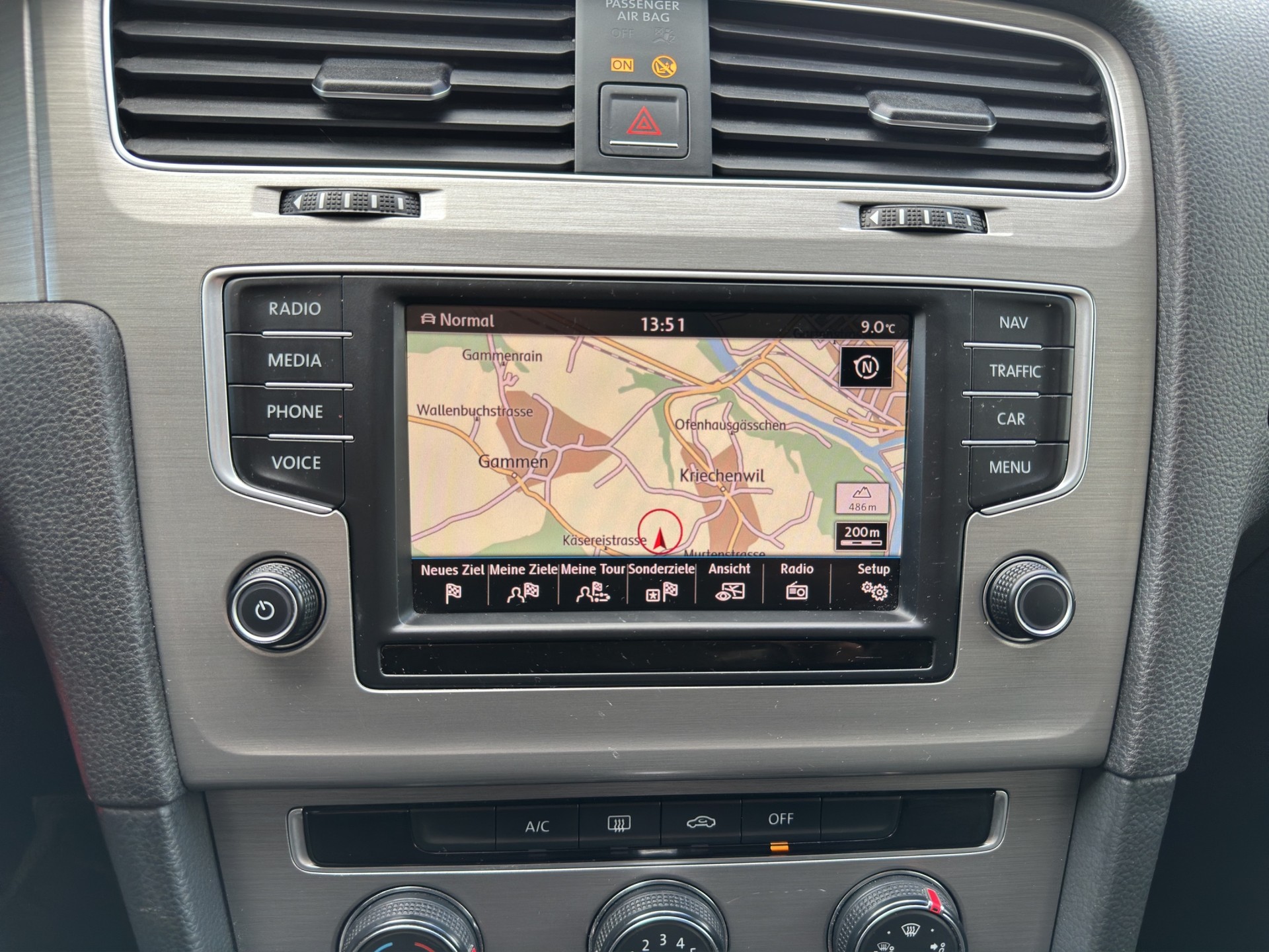 VW Golf Variant 1.6 TDI Comfortline DSG-image-10