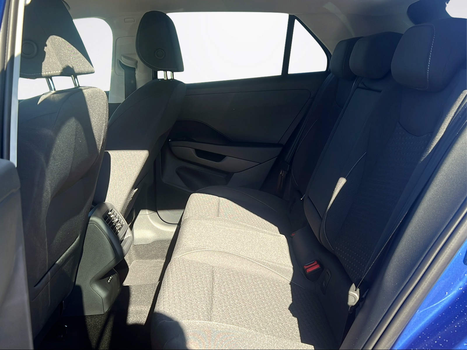 VW T-Roc Life 1.5eTSI 150CH DSG-image-9